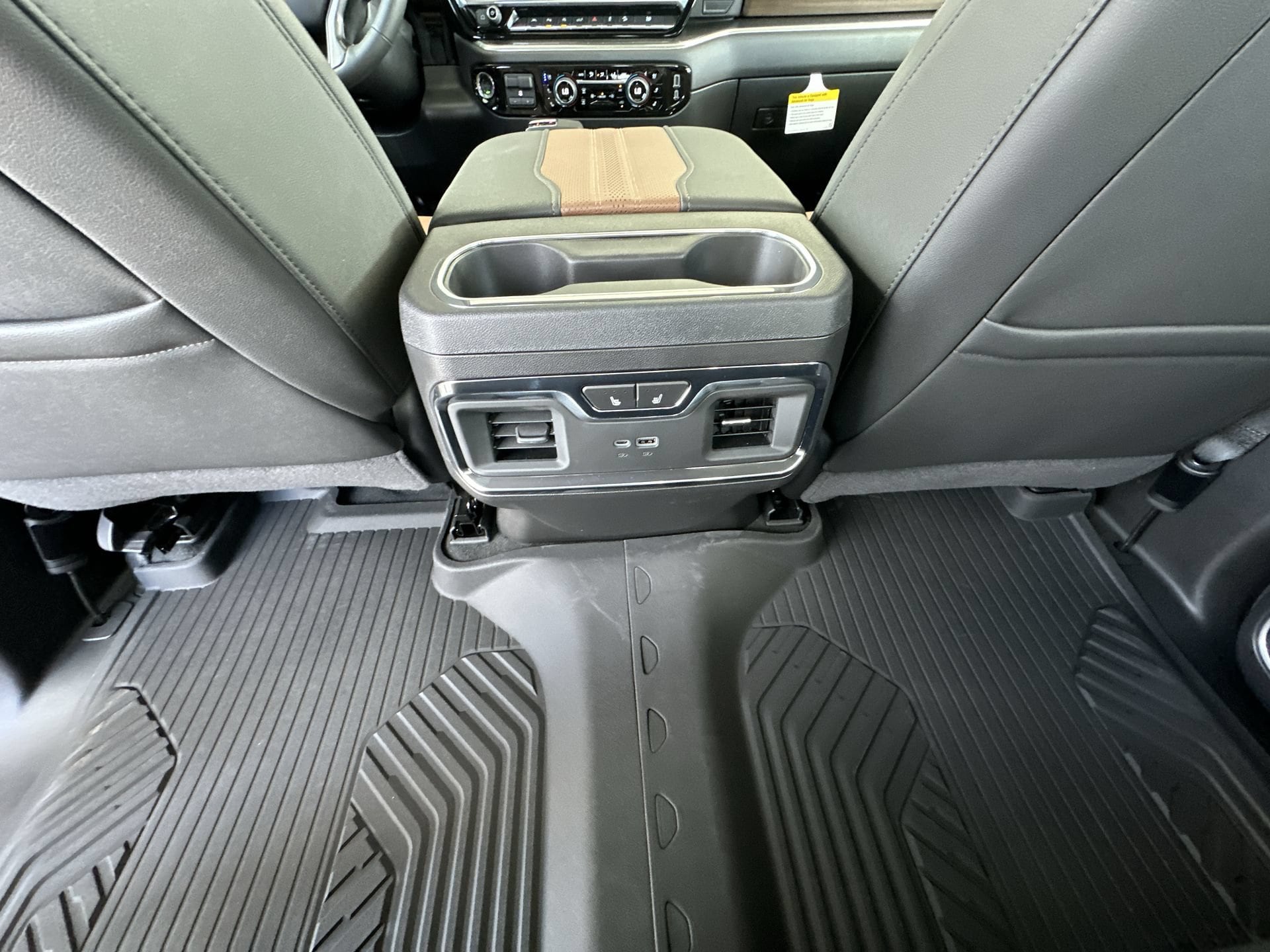 2026 Chevrolet Silverado 1500 High Country - Photo 22