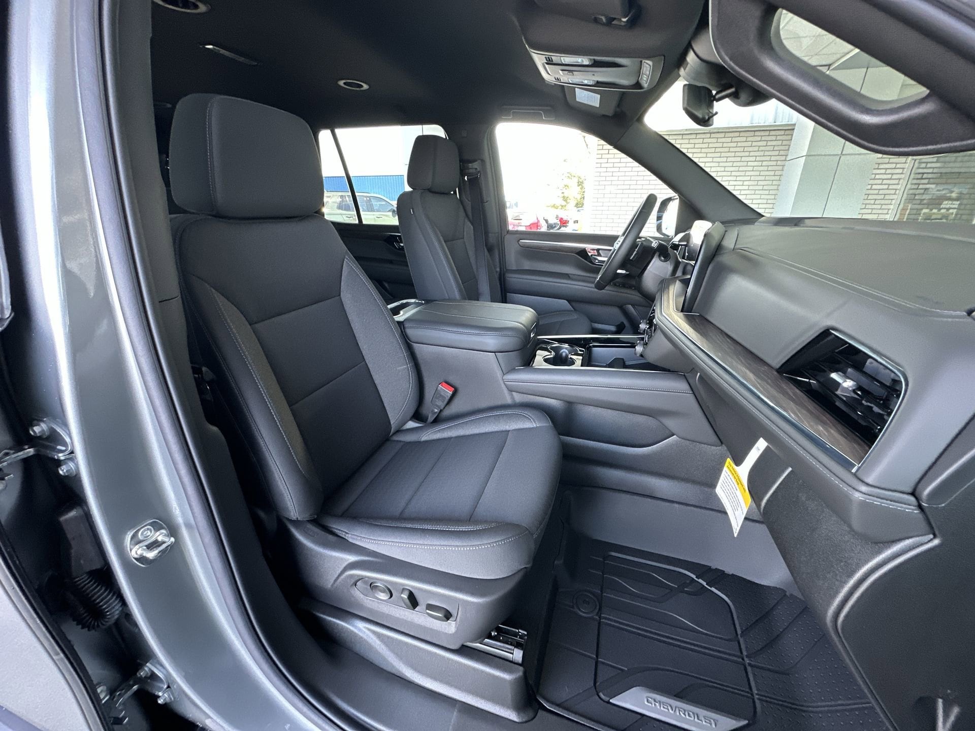2026 Chevrolet Tahoe LS - Photo 28
