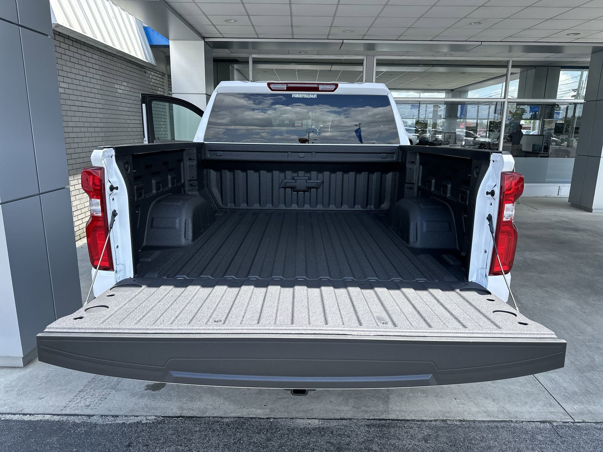 2026 Chevrolet Silverado 1500 LTZ - Photo 32
