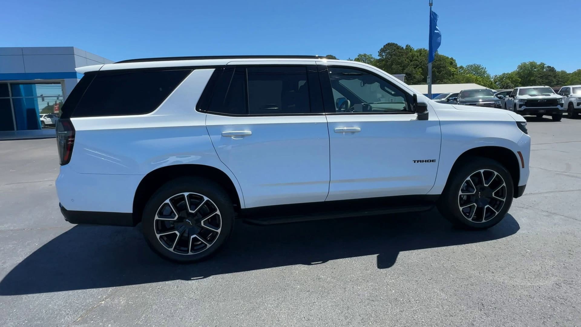 2026 Chevrolet Tahoe RST - Photo 9