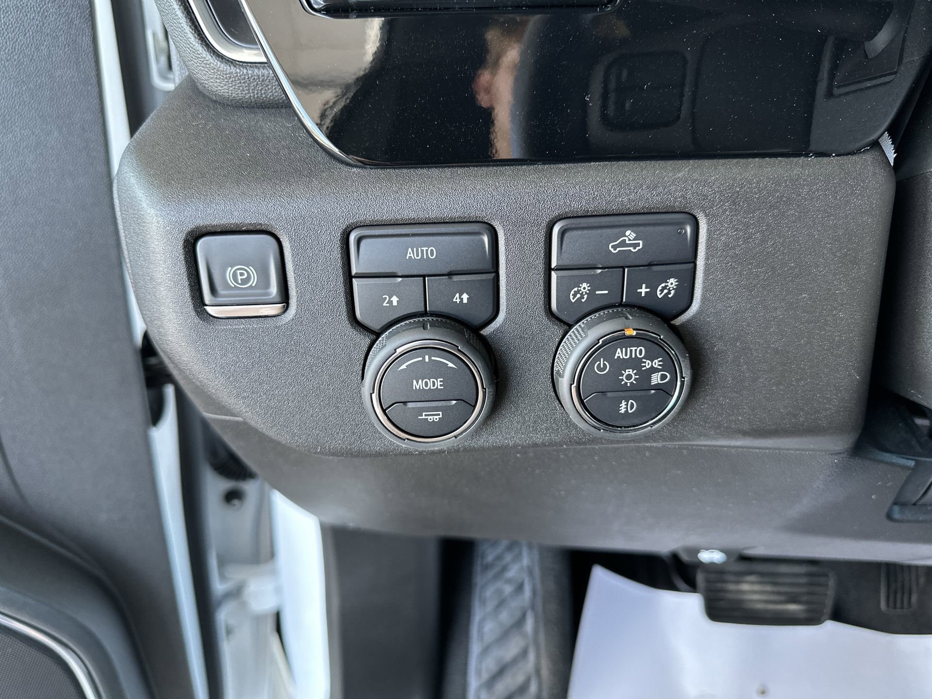 2024 Chevrolet Silverado 1500 RST - Photo 18