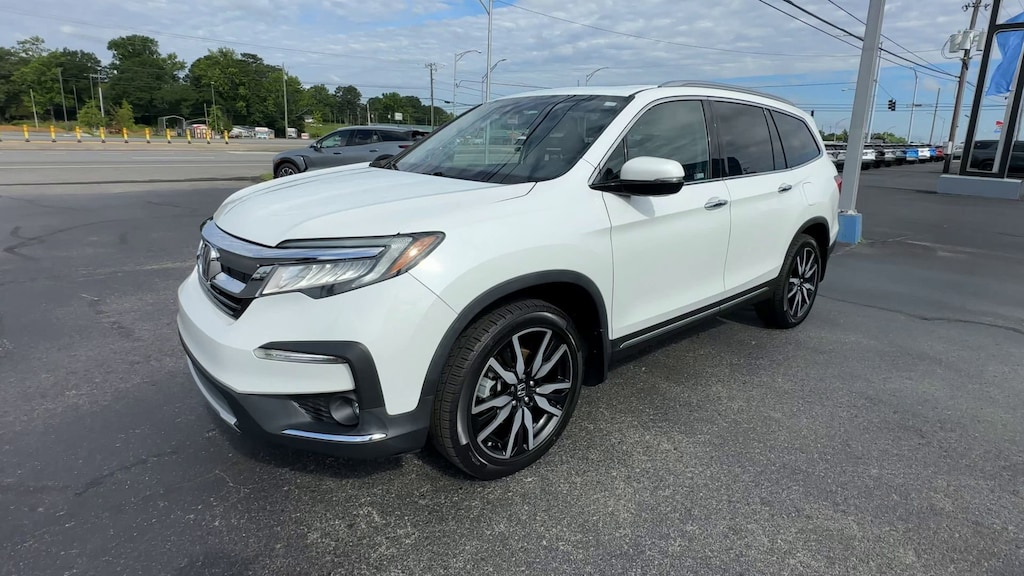 Used 2020 Honda Pilot 2WD Touring 7 Passenger SUV