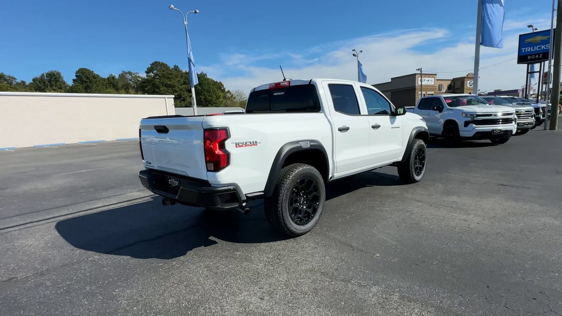 2026 Chevrolet Colorado Trail Boss - Photo 8