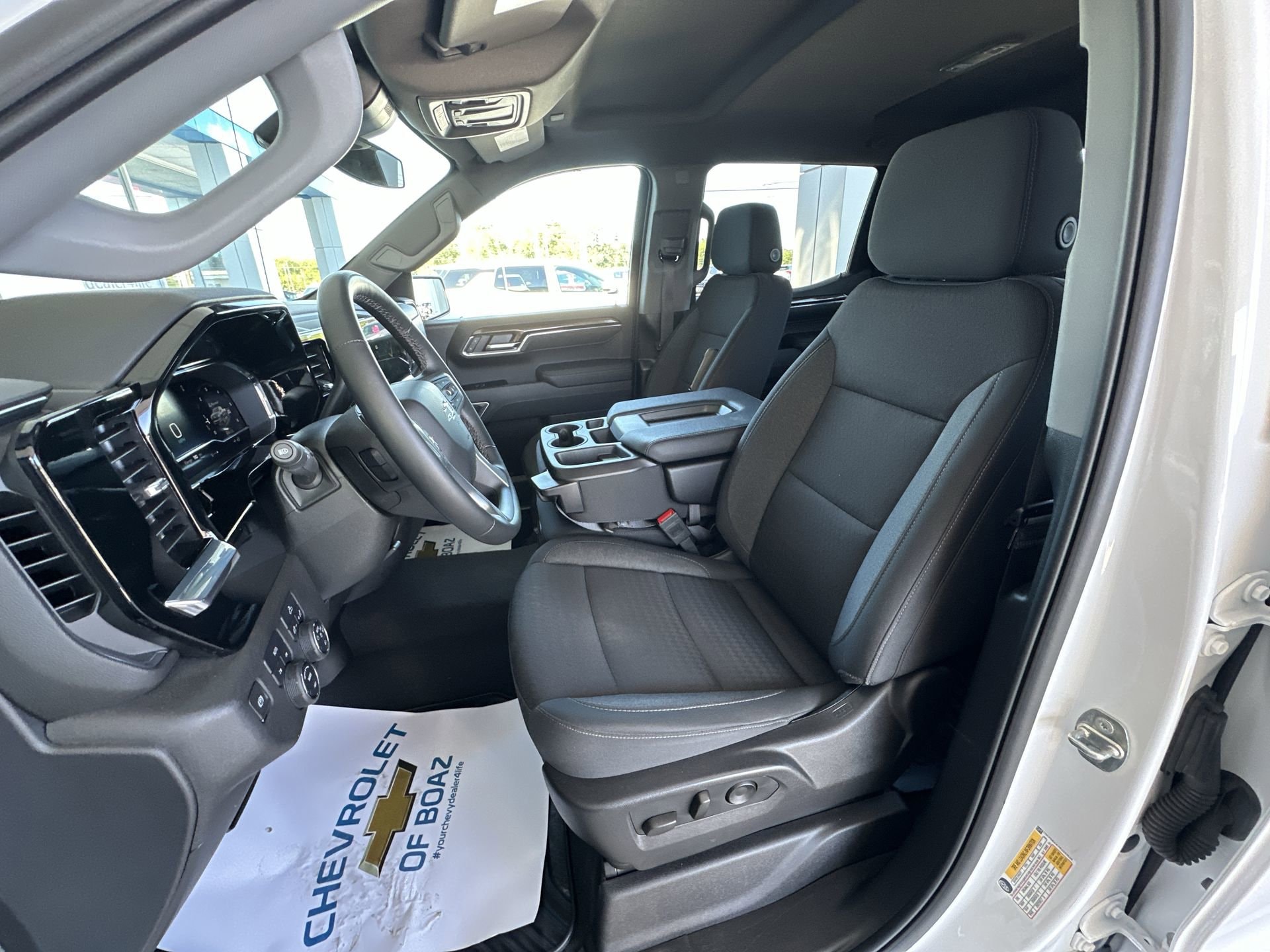 2024 Chevrolet Silverado 1500 RST - Photo 19