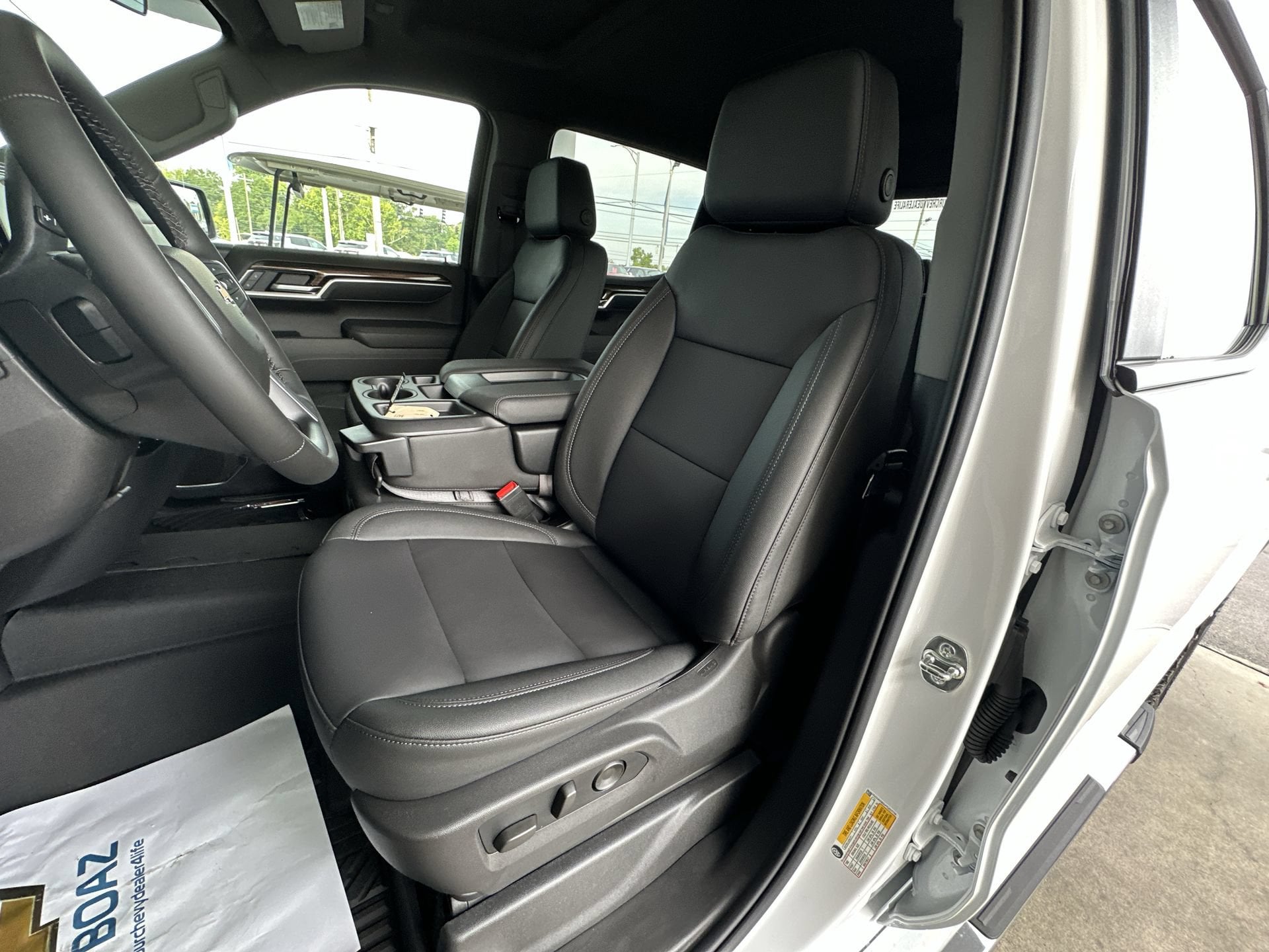 2026 Chevrolet Silverado 1500 LT - Photo 18
