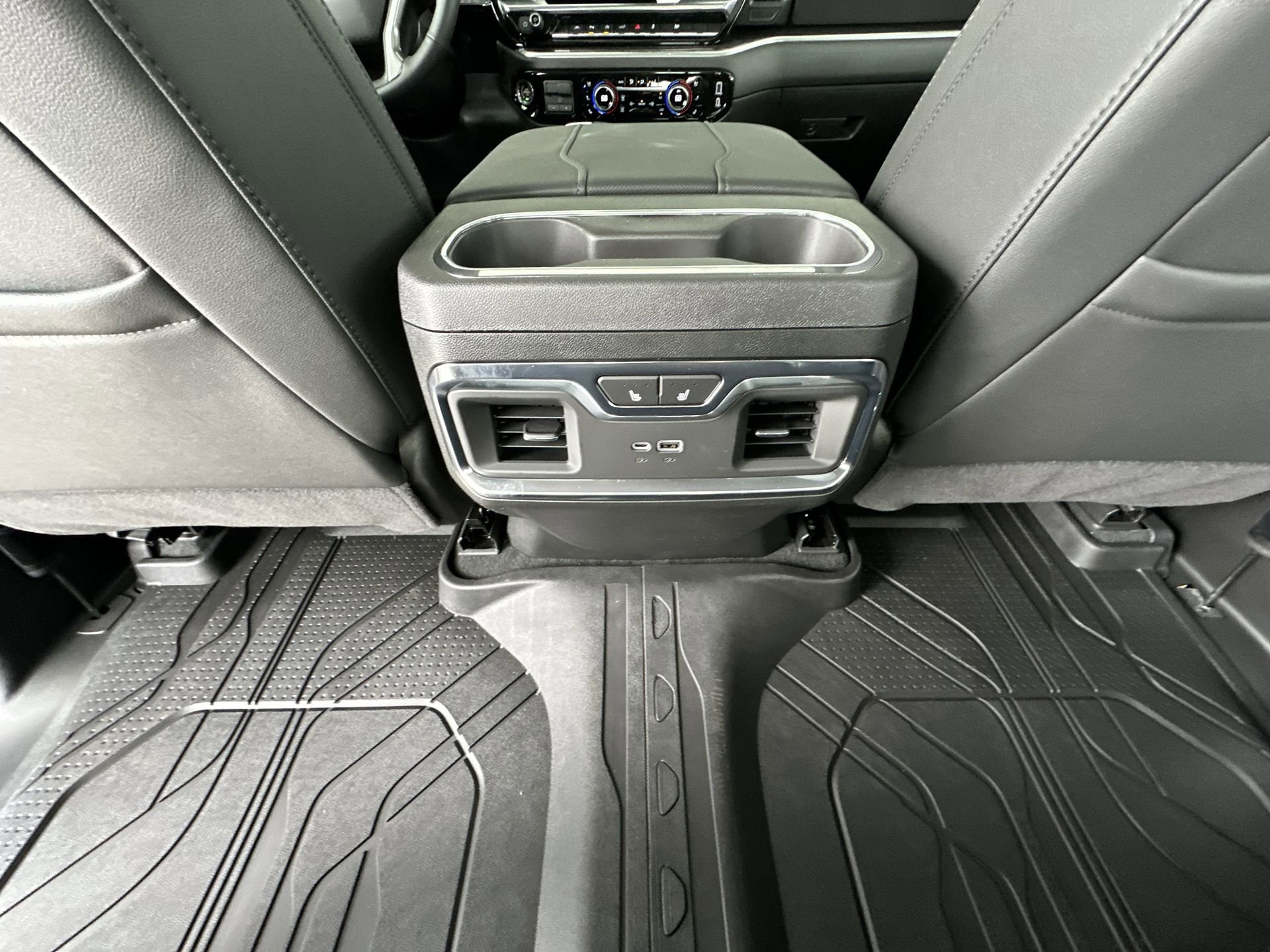 2026 Chevrolet Silverado 1500 LTZ - Photo 22
