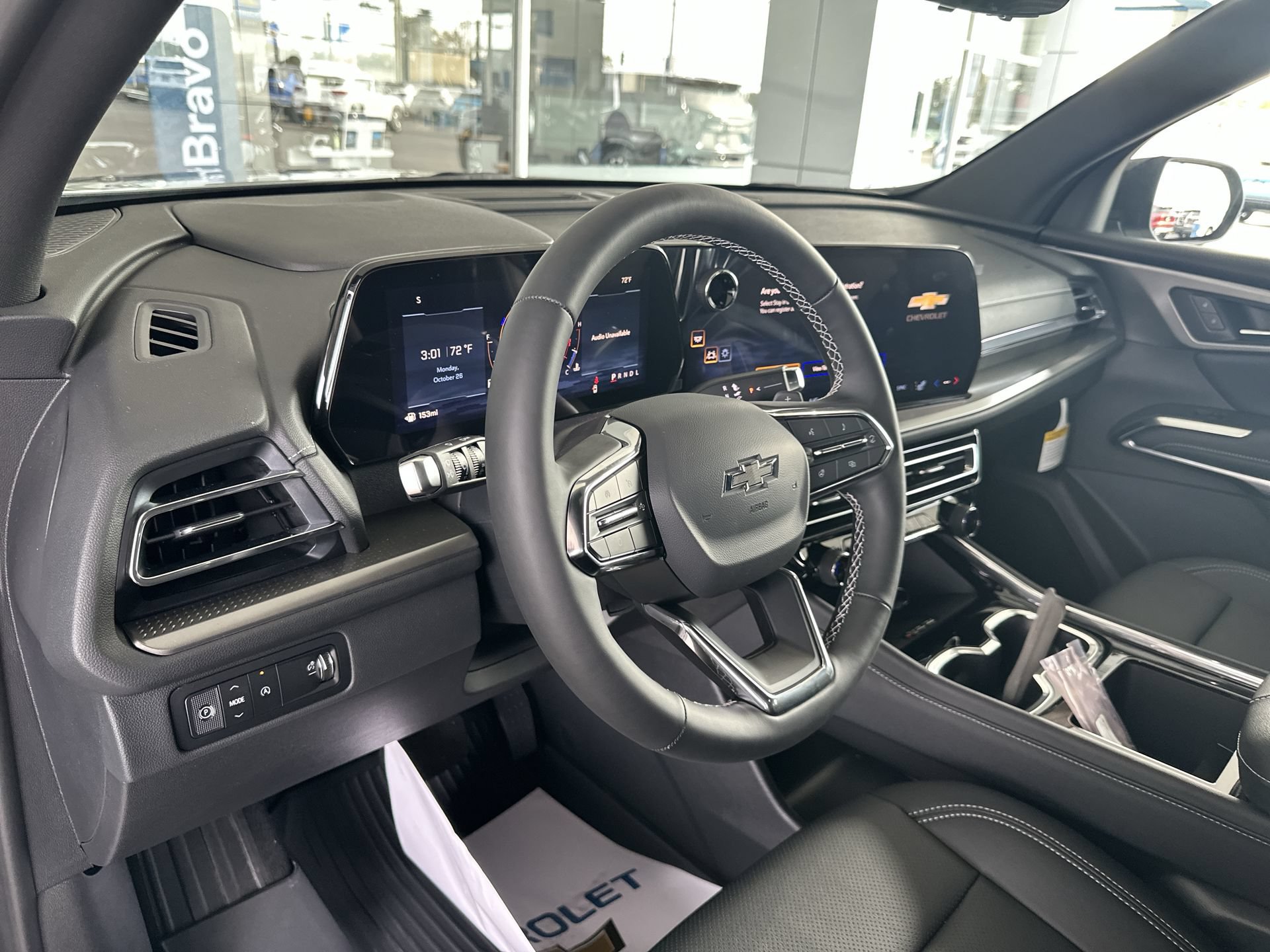 2027 Chevrolet Traverse LT - Photo 10