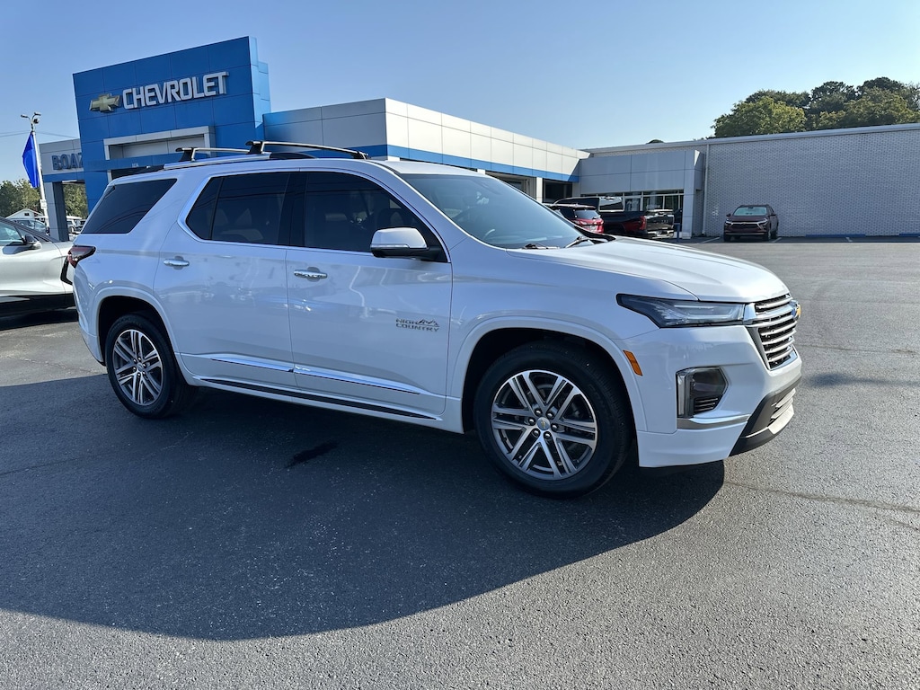 Used 2023 Chevrolet Traverse High Country SUV