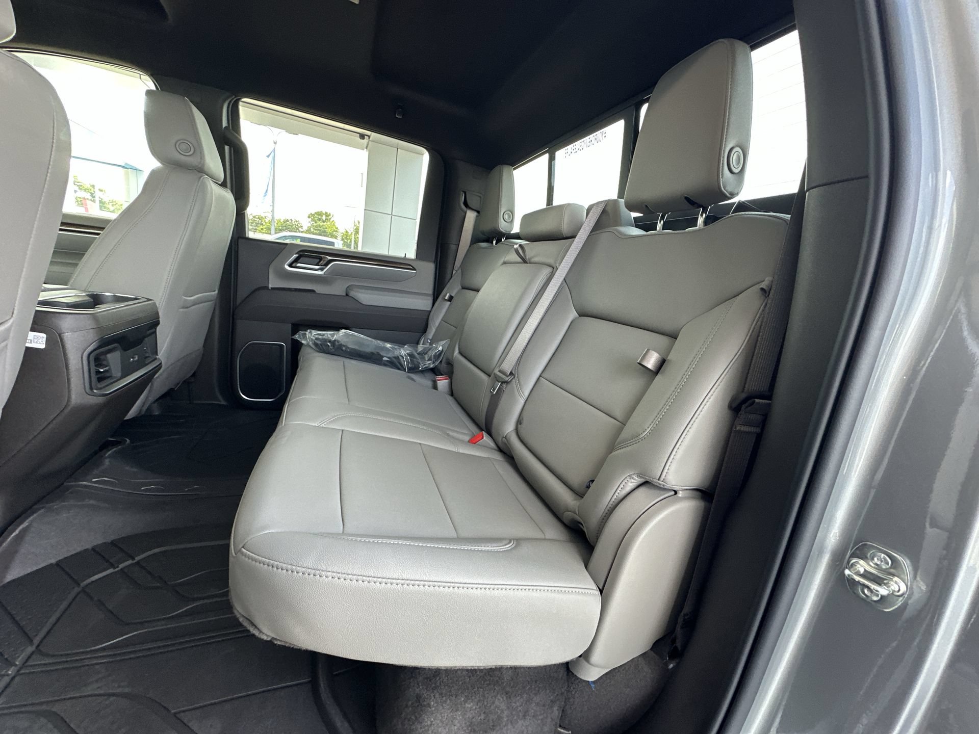2026 Chevrolet Silverado 3500 HD LT - Photo 25