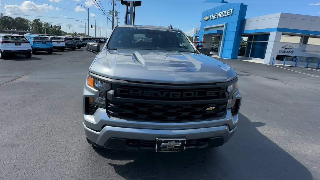 New 2026 Chevrolet Silverado 1500 Custom Truck