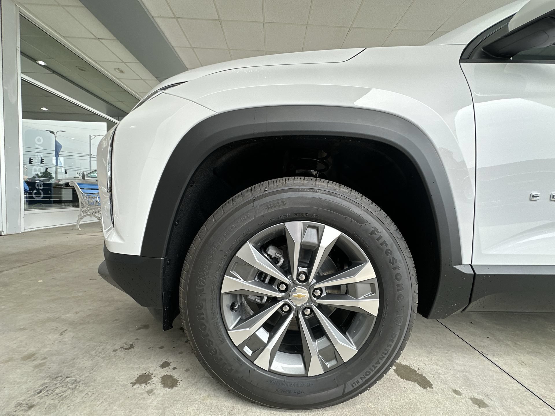 2027 Chevrolet Equinox LT - Photo 30