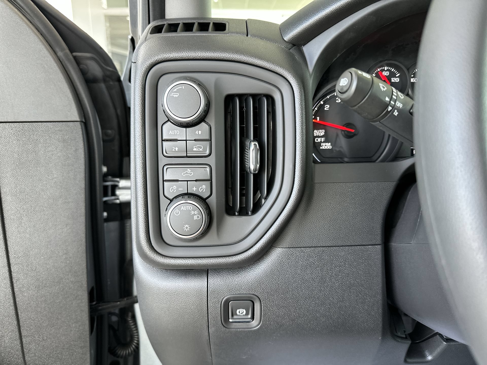 2026 Chevrolet Silverado 1500 Custom - Photo 17