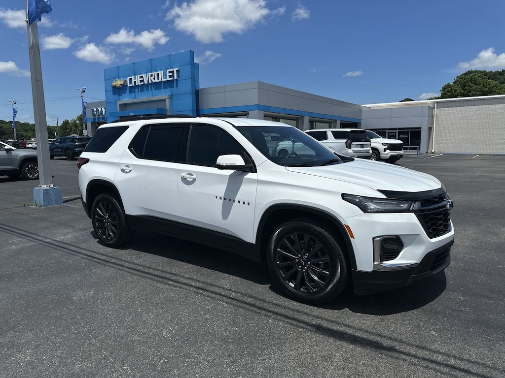 Used 2023 Chevrolet Traverse RS SUV