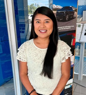 Staff member Esmeralda Zarate from ID_46aef4