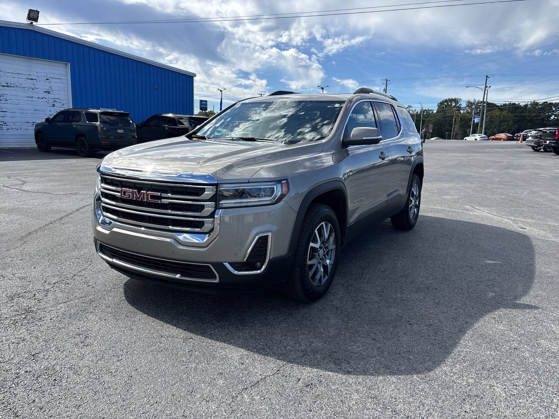 Used 2022 GMC Acadia SLT SUV