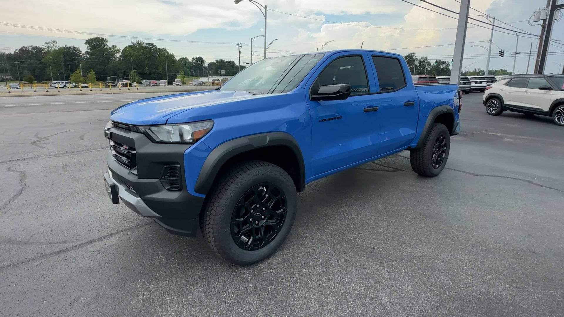 2026 Chevrolet Colorado Trail Boss - Photo 4