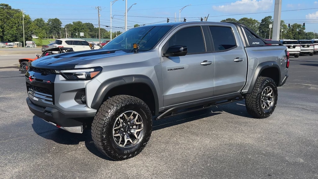 Used 2024 Chevrolet Colorado ZR2 Truck