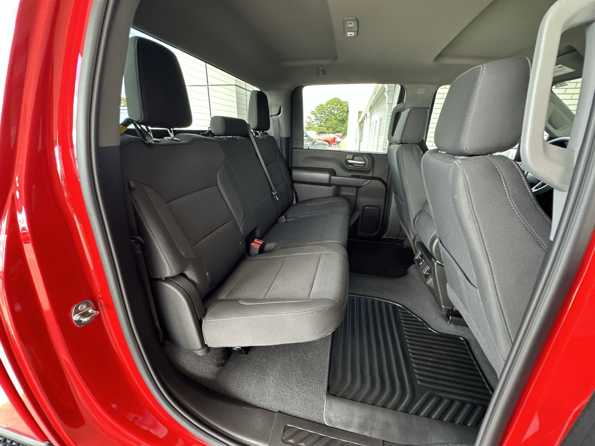 2024 Chevrolet Silverado 2500HD Custom - Photo 25