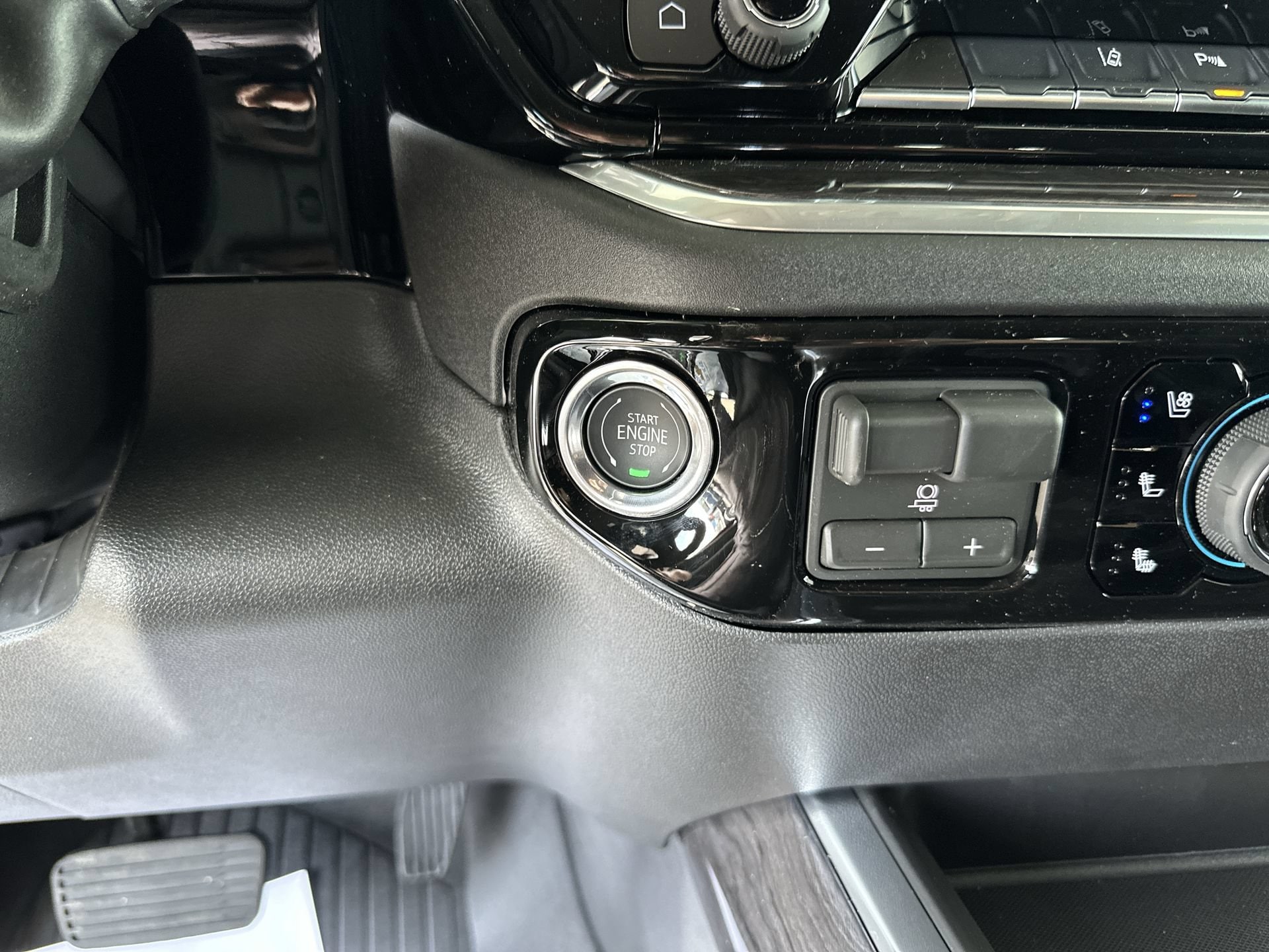2026 Chevrolet Silverado 2500 HD LTZ - Photo 17