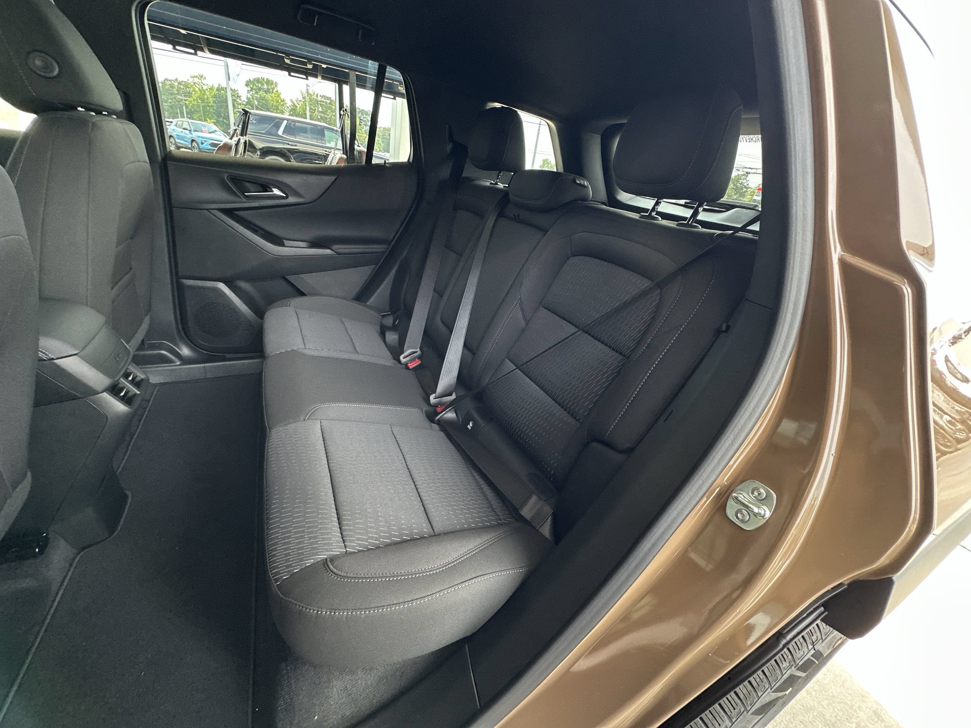 2027 Chevrolet Equinox LT - Photo 24