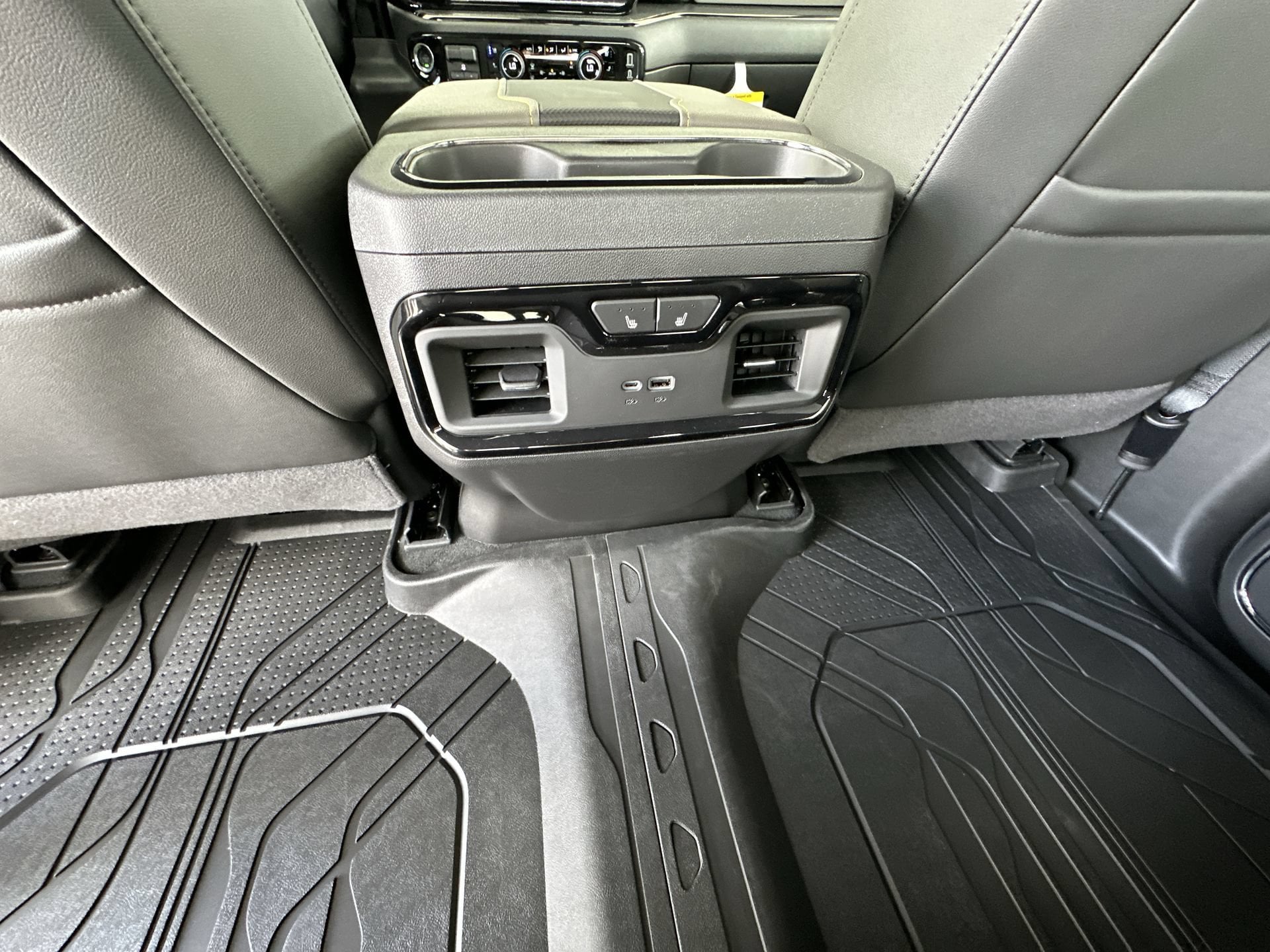 2026 Chevrolet Silverado 1500 ZR2 - Photo 21