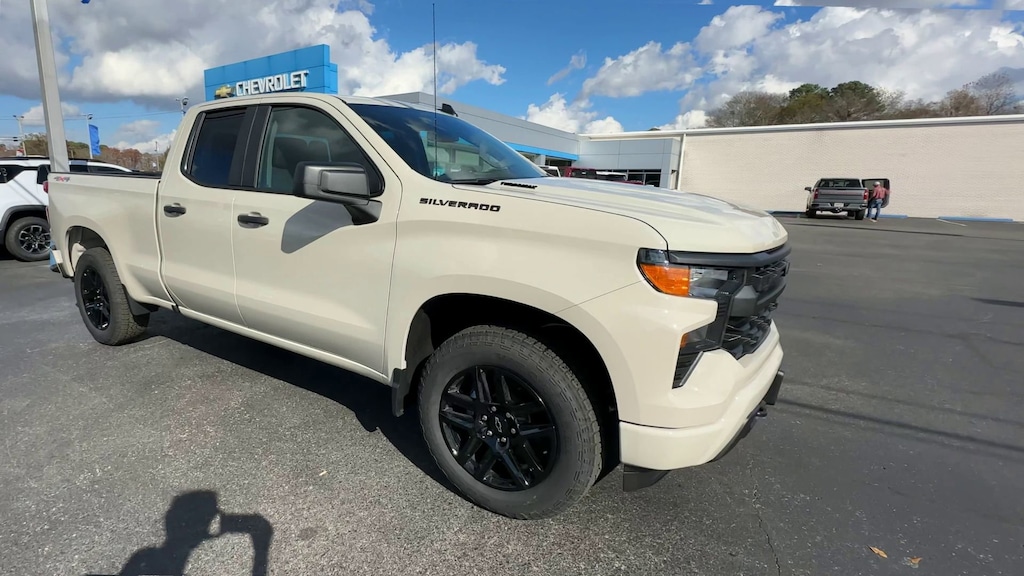 New 2026 Chevrolet Silverado 1500 Custom Truck