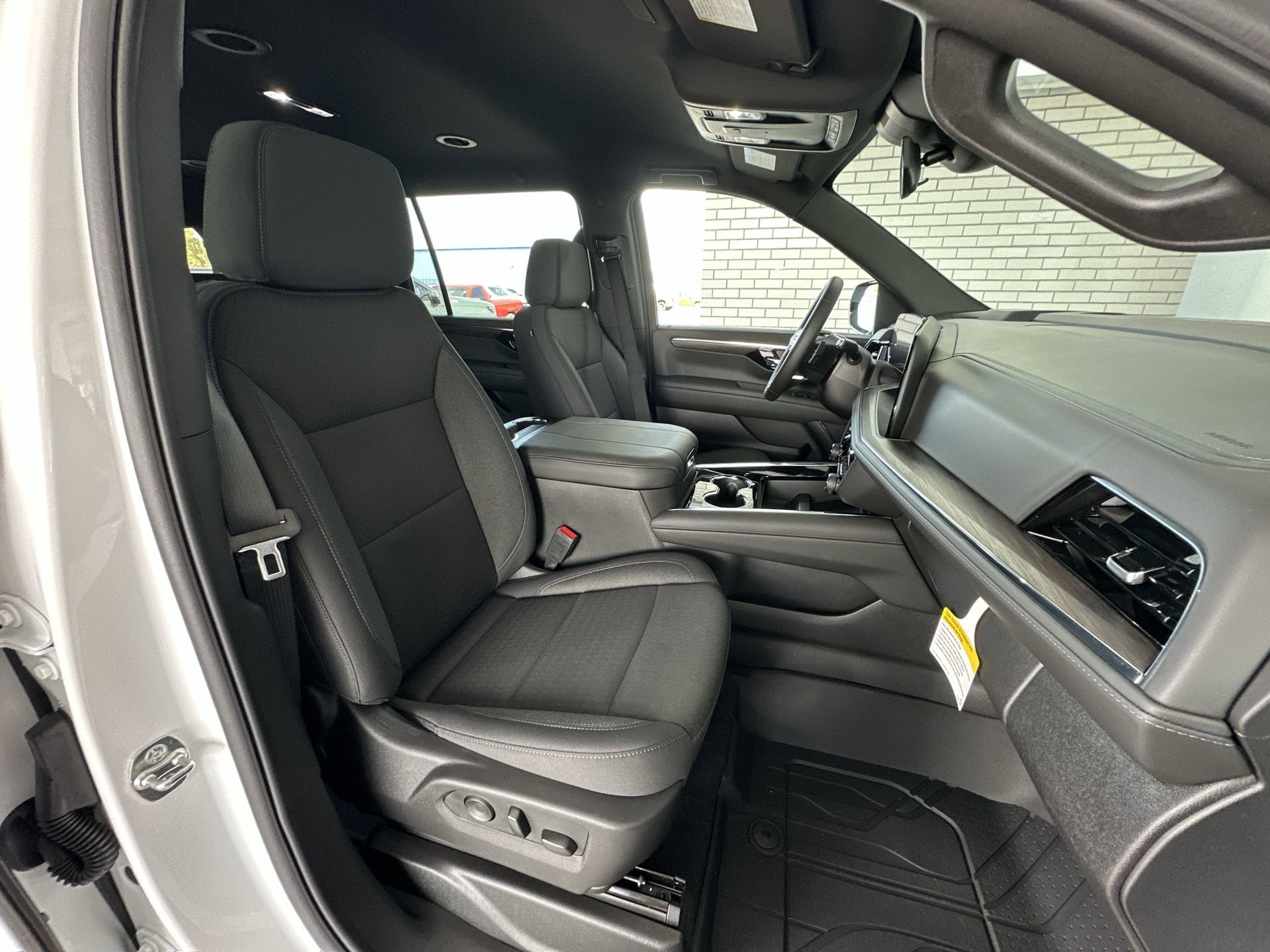 2026 Chevrolet Suburban LS - Photo 28