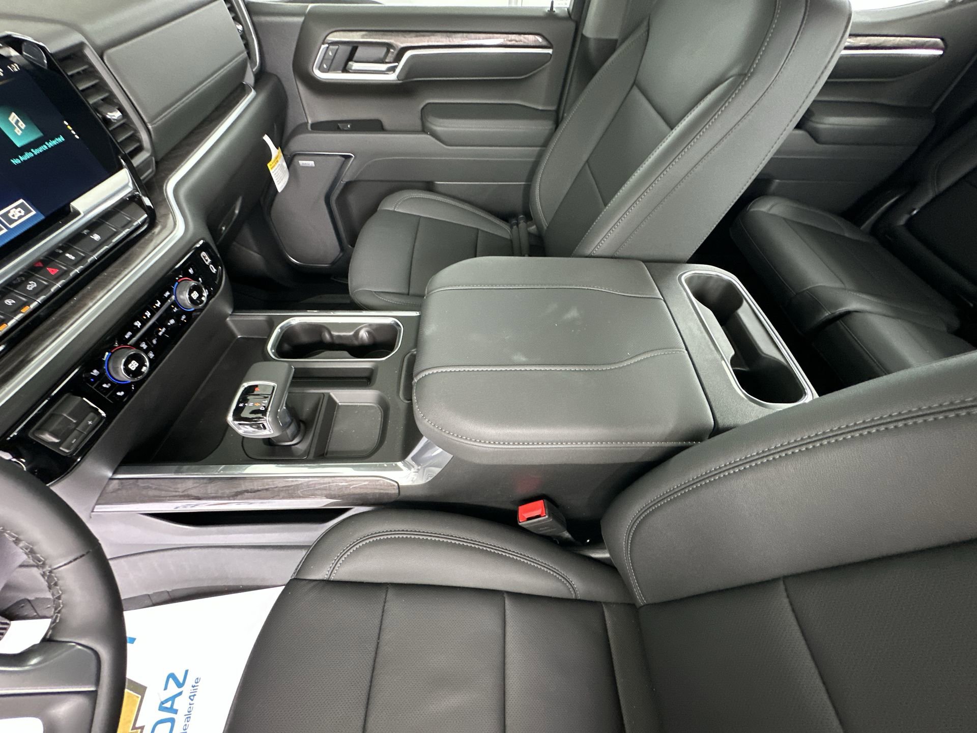 2026 Chevrolet Silverado 1500 LTZ - Photo 33
