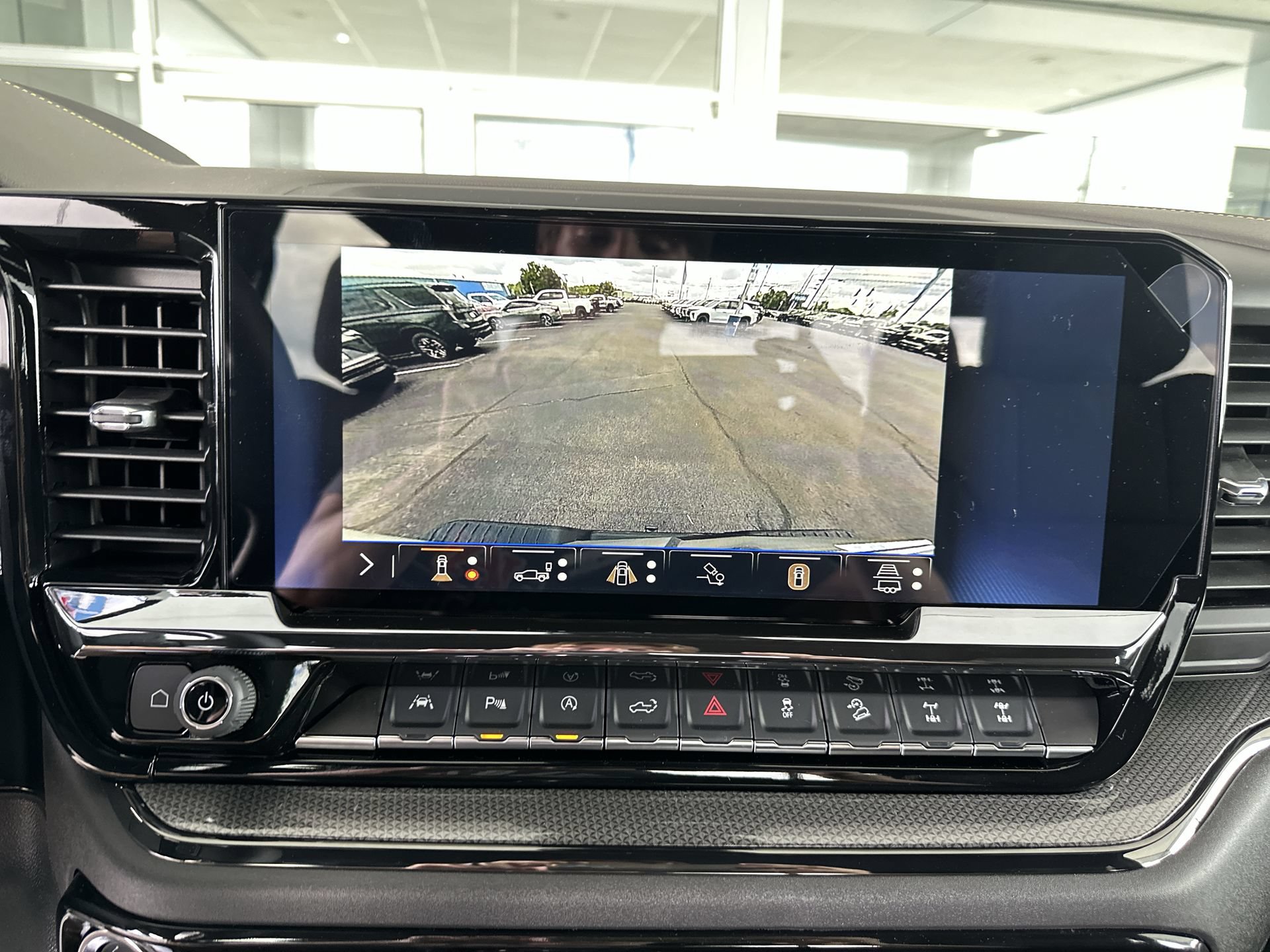 2026 Chevrolet Silverado 1500 ZR2 - Photo 15