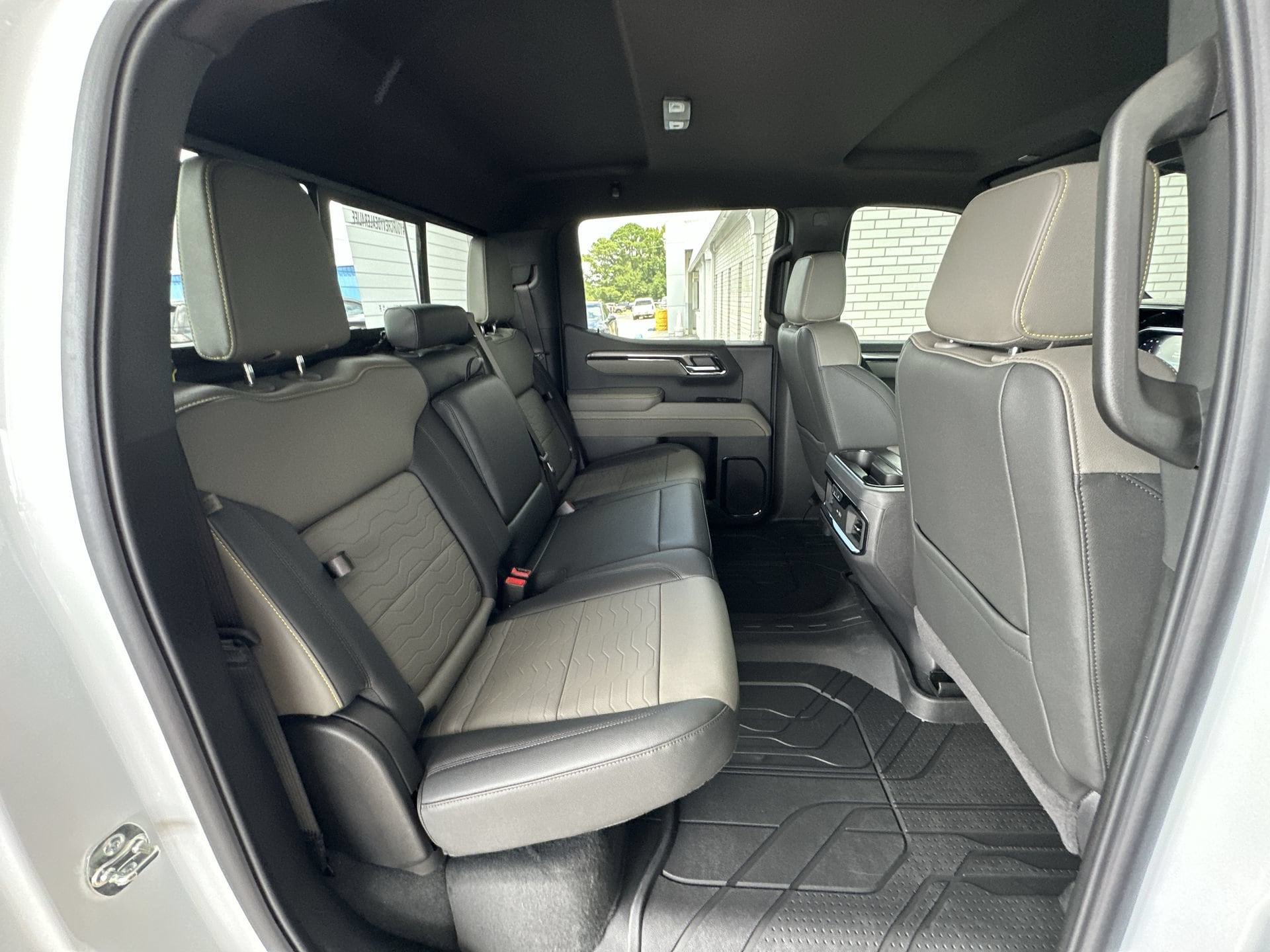 2026 Chevrolet Silverado 1500 ZR2 - Photo 26