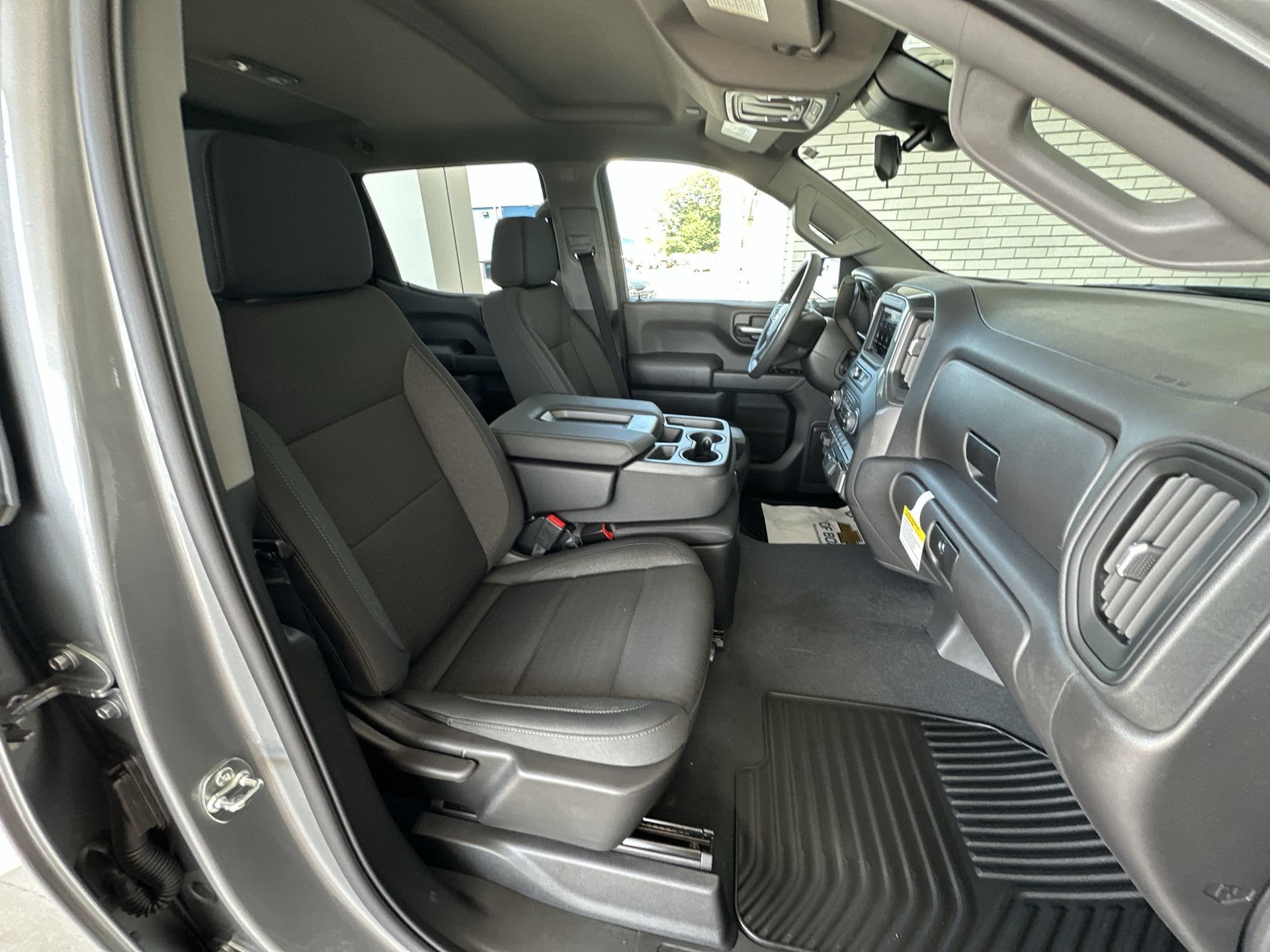2026 Chevrolet Silverado 1500 Custom - Photo 25