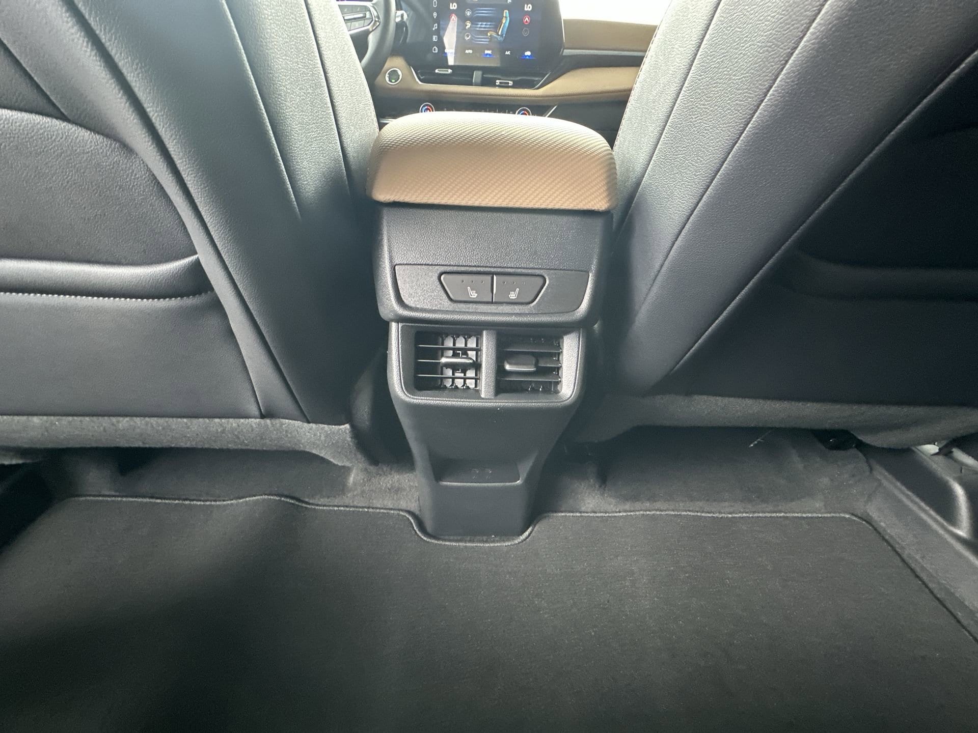 2026 Chevrolet Equinox ACTIV - Photo 21