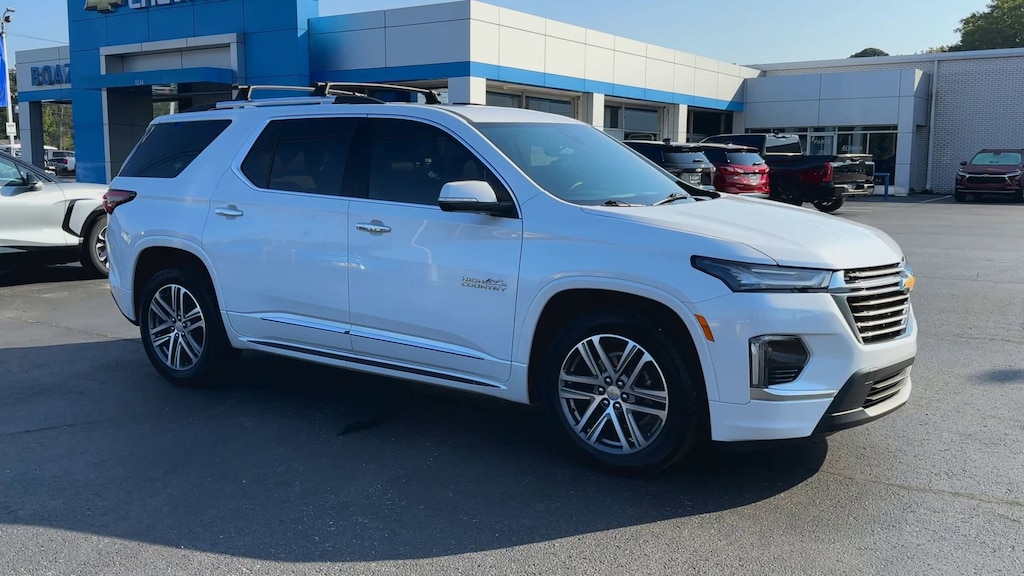 Used 2023 Chevrolet Traverse High Country SUV