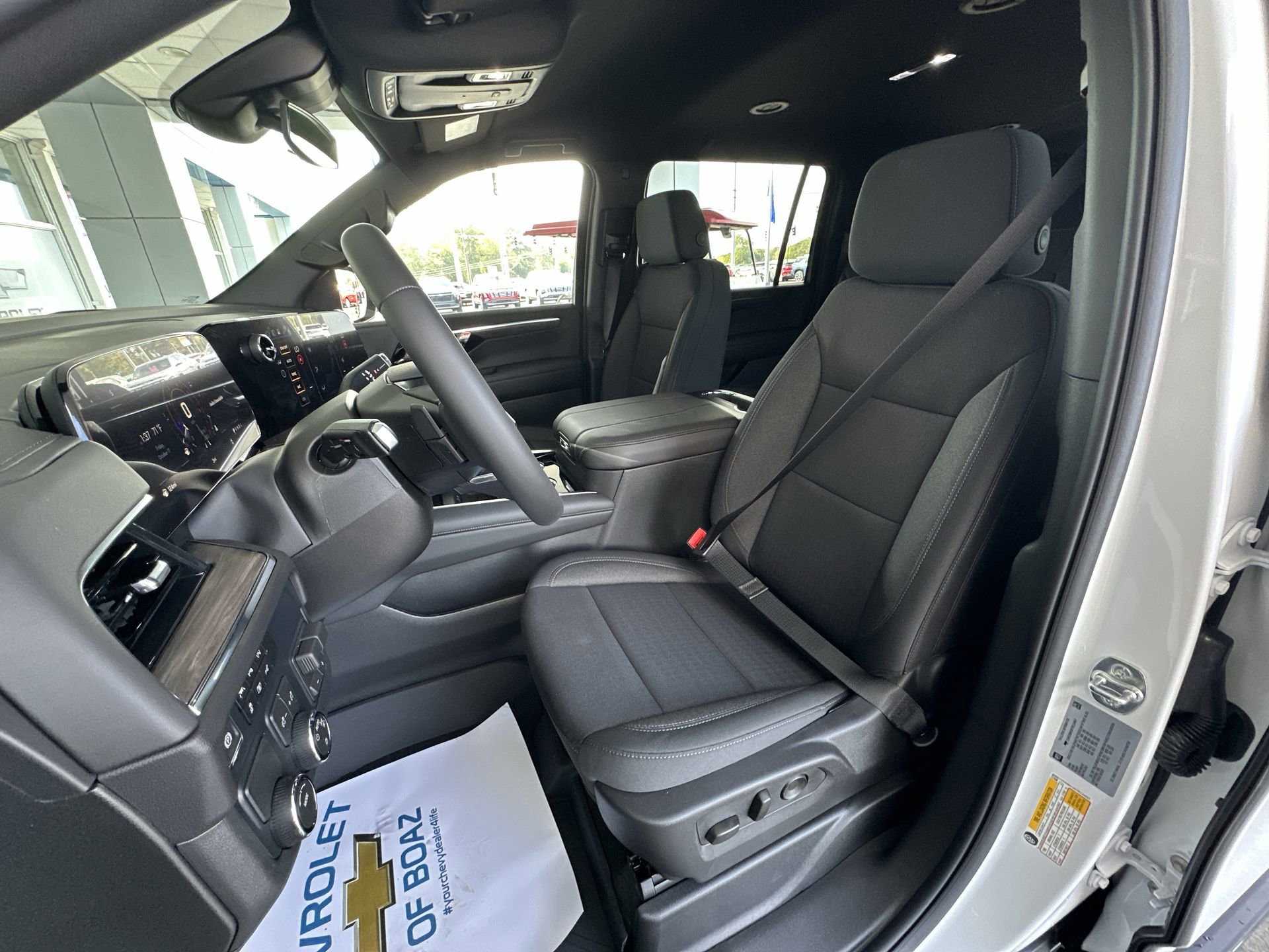 2026 Chevrolet Suburban LS - Photo 19