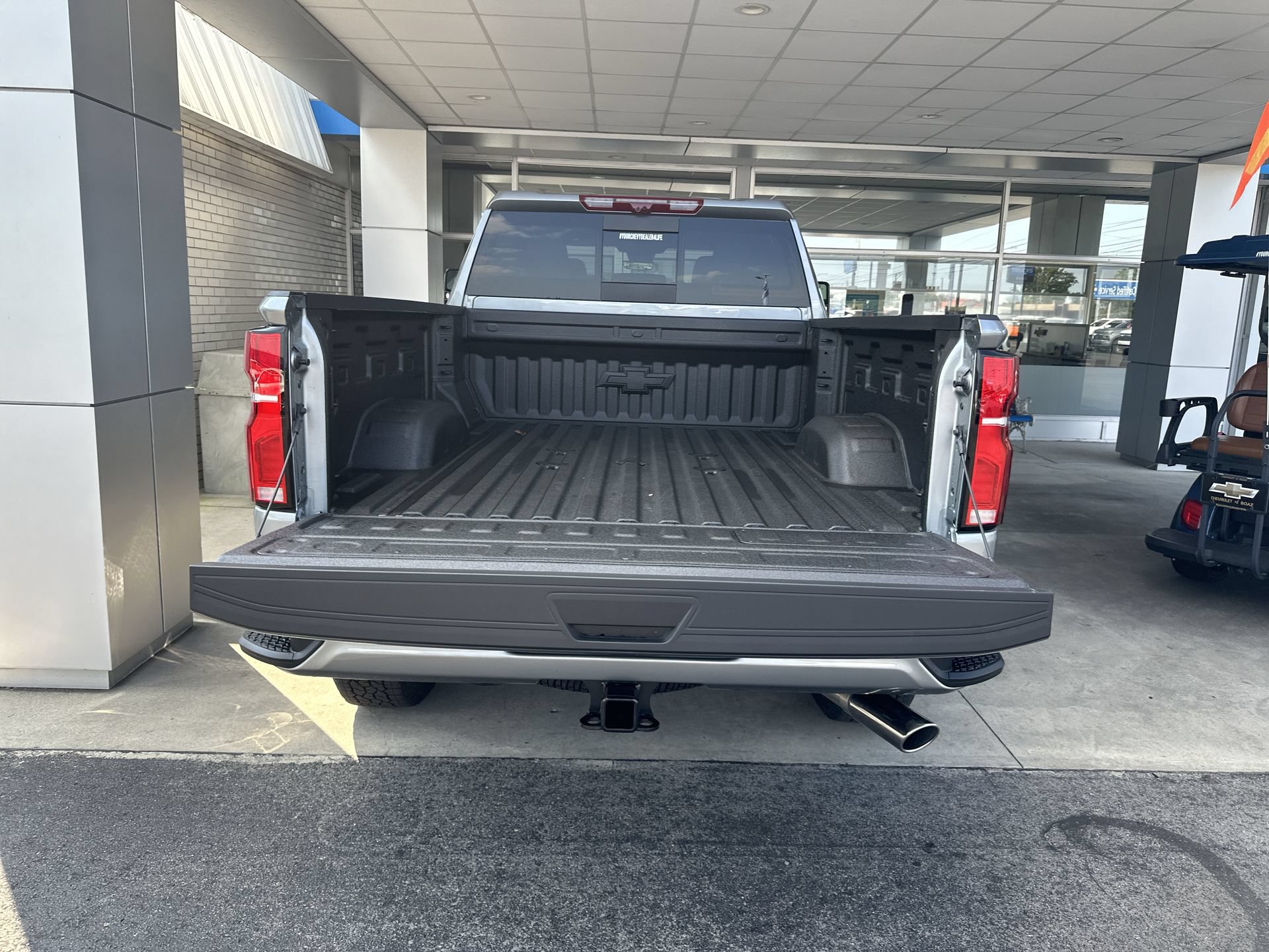 2026 Chevrolet Silverado 2500 HD High Country - Photo 37
