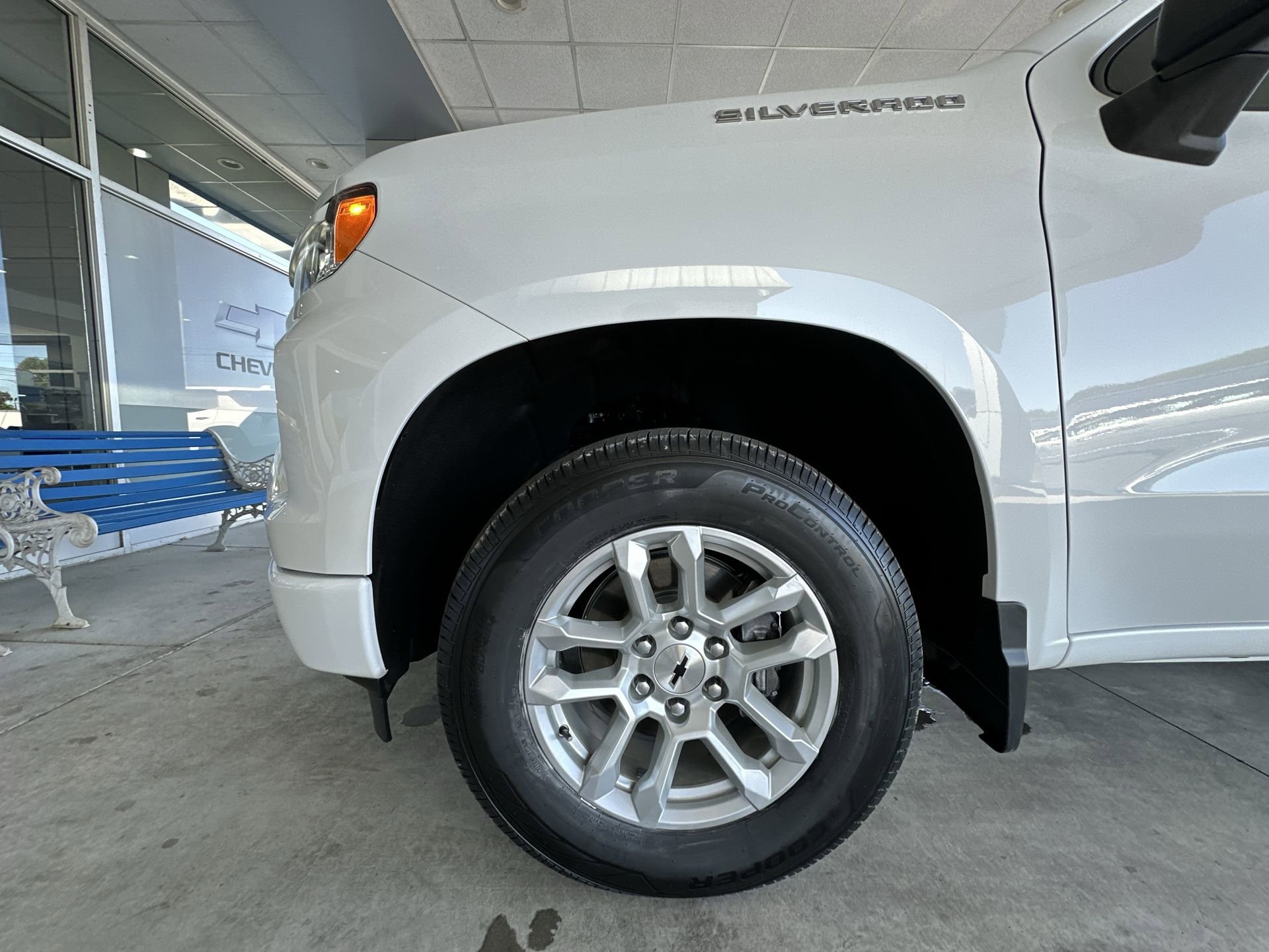 2024 Chevrolet Silverado 1500 RST - Photo 30