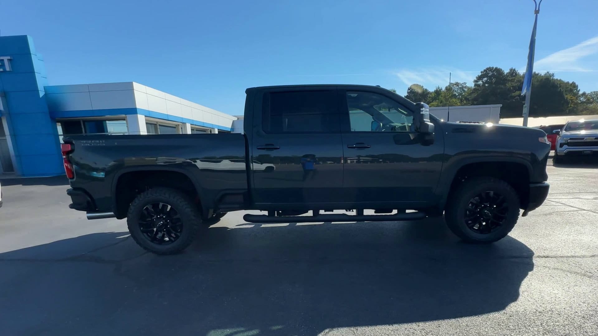 2026 Chevrolet Silverado 3500 HD LTZ - Photo 9