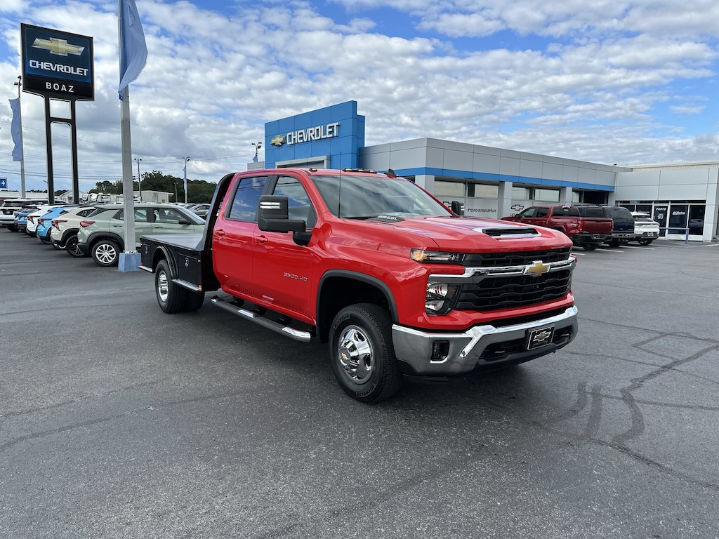 Used 2025 Chevrolet Silverado 3500 HD Chassis Cab LT Chassis Cab Truck