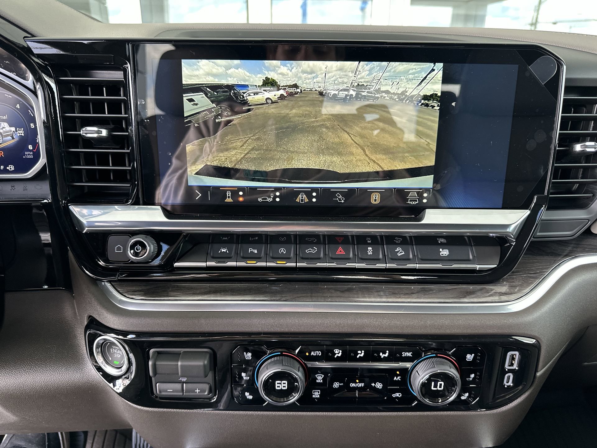 2026 Chevrolet Silverado 1500 LTZ - Photo 15