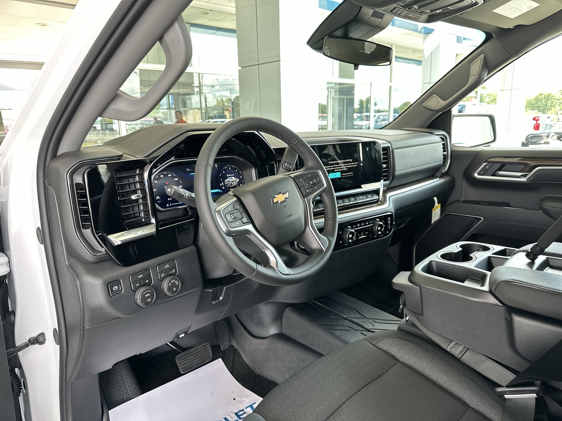 2026 Chevrolet Silverado 1500 LT - Photo 10