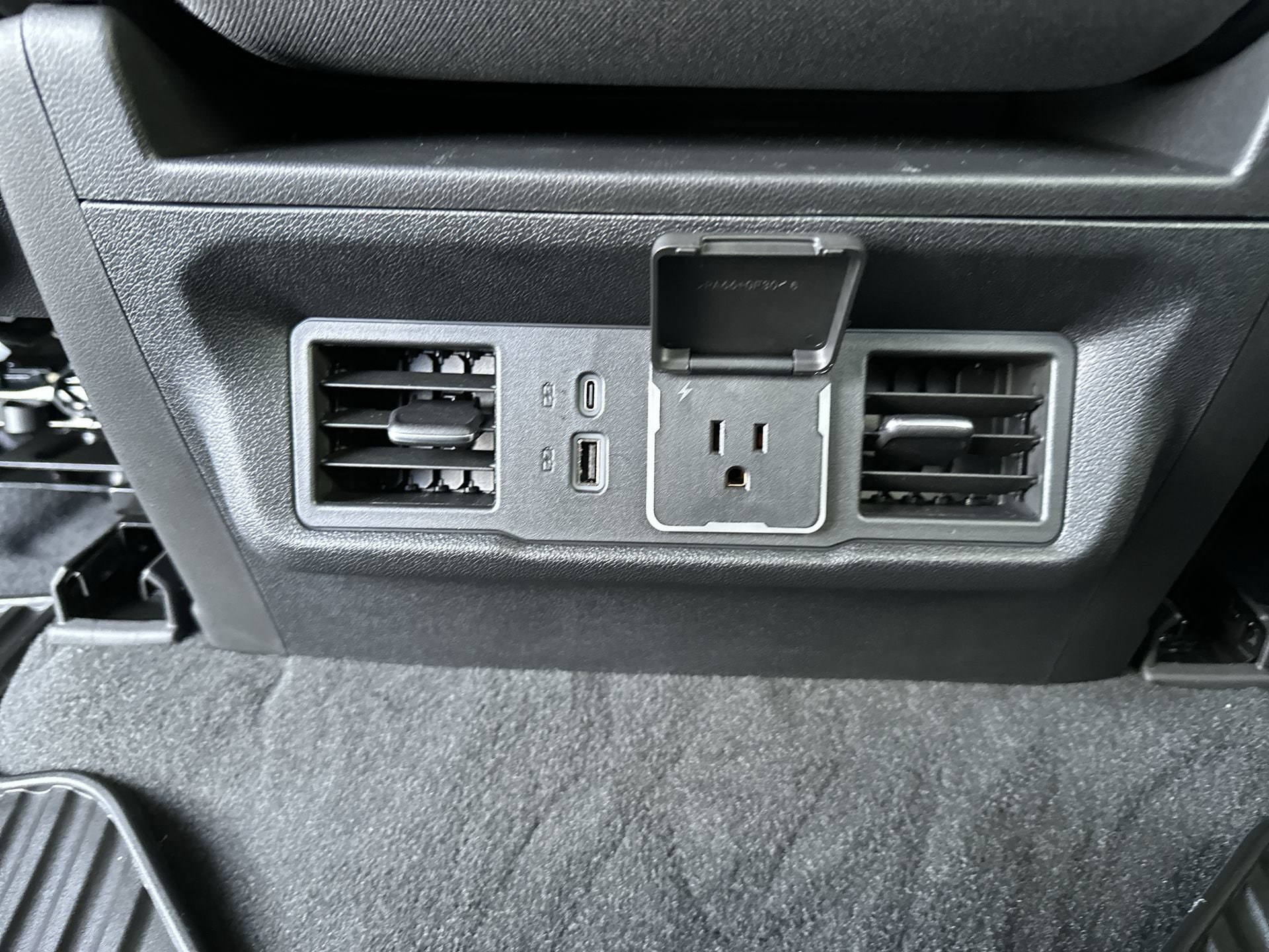2026 Chevrolet Silverado 1500 LT - Photo 20