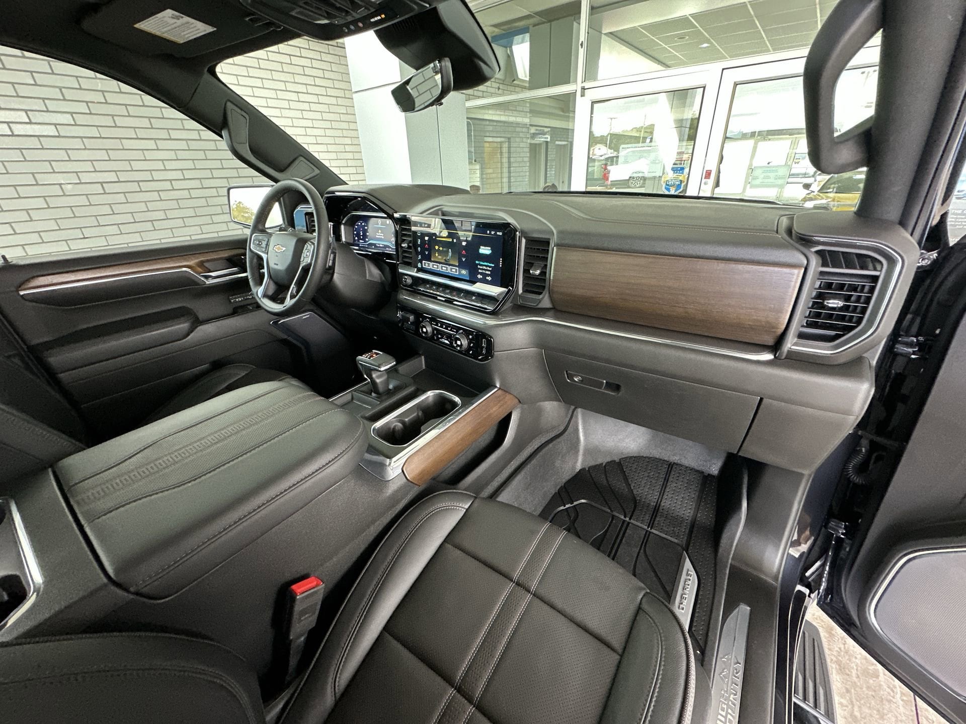2023 Chevrolet Silverado 1500 High Country - Photo 29