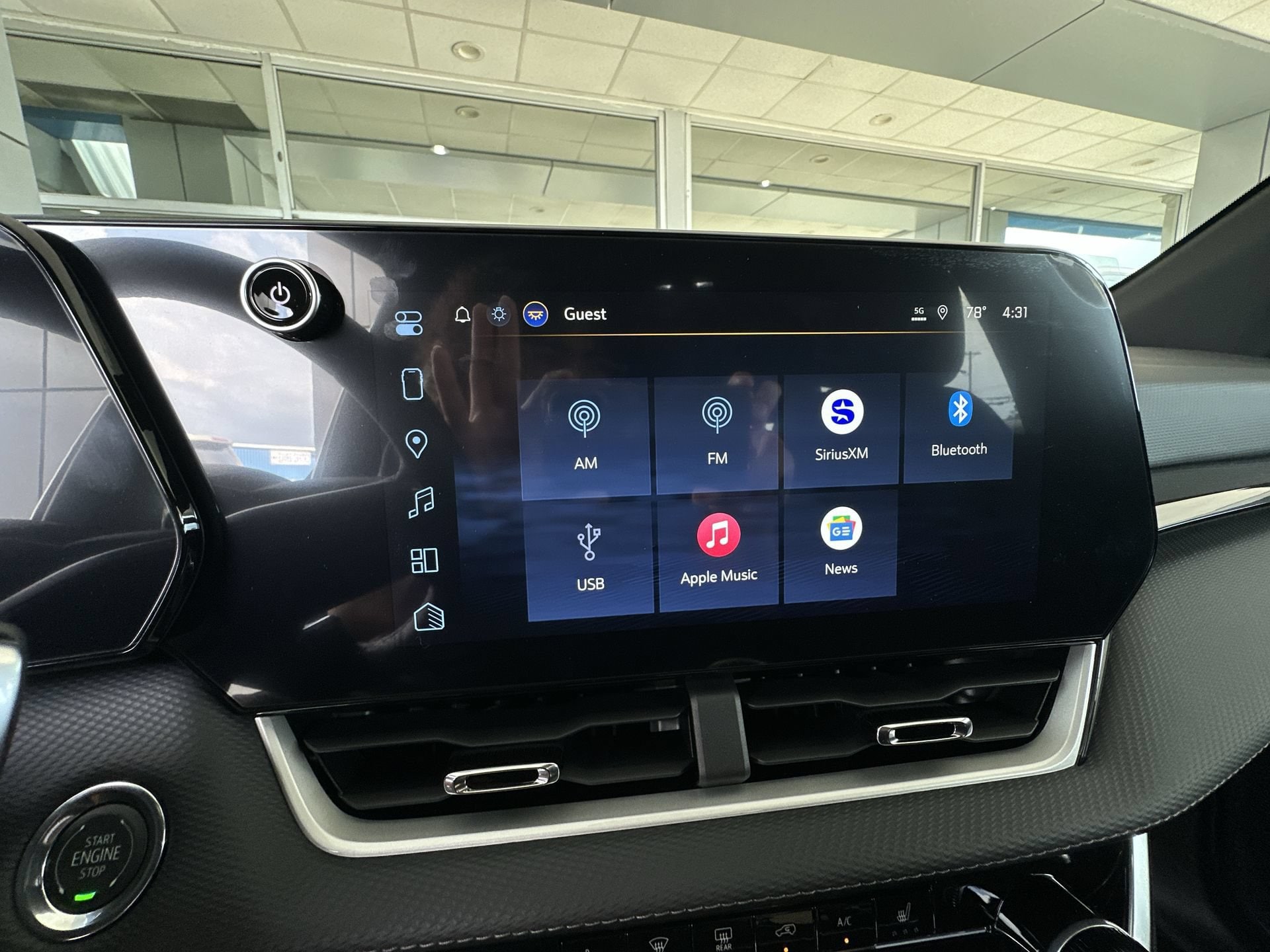 2027 Chevrolet Equinox LT - Photo 13
