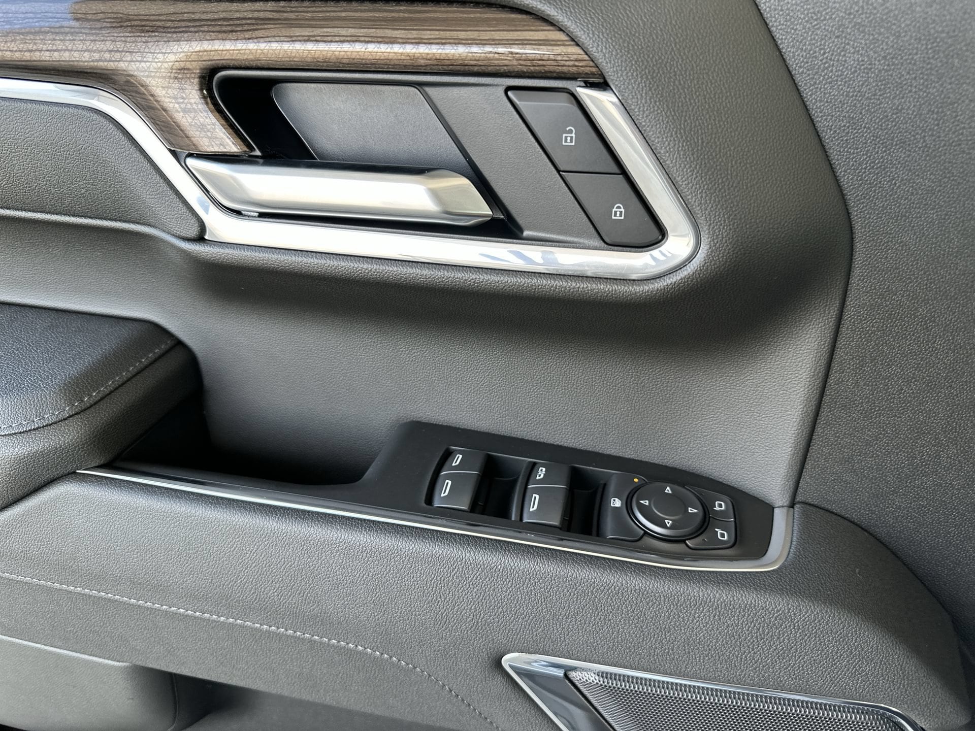 2026 Chevrolet Silverado 1500 LT - Photo 22