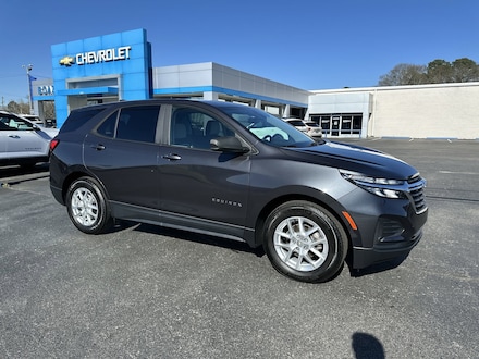 2022 Chevrolet Equinox LS SUV