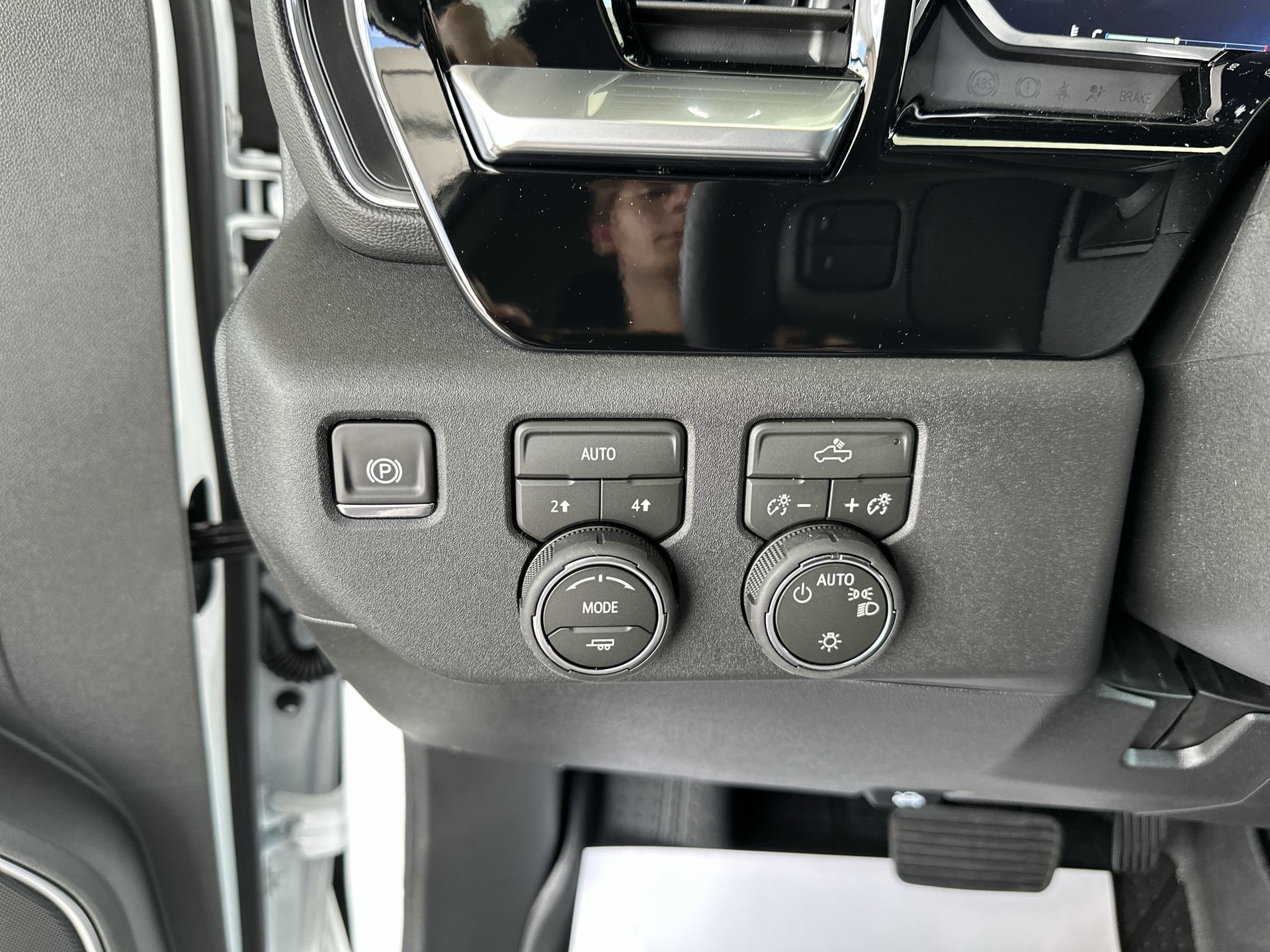 2026 Chevrolet Silverado 1500 LT - Photo 18