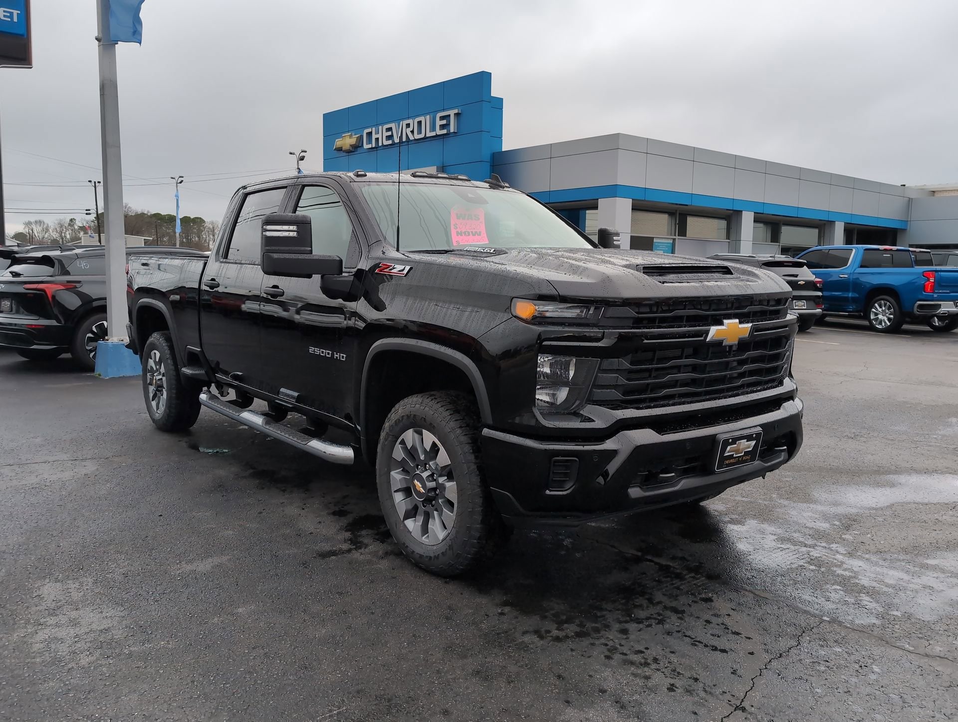 2025 Chevrolet Silverado HD Custom 4WD Crew Cab Standard Box's photo