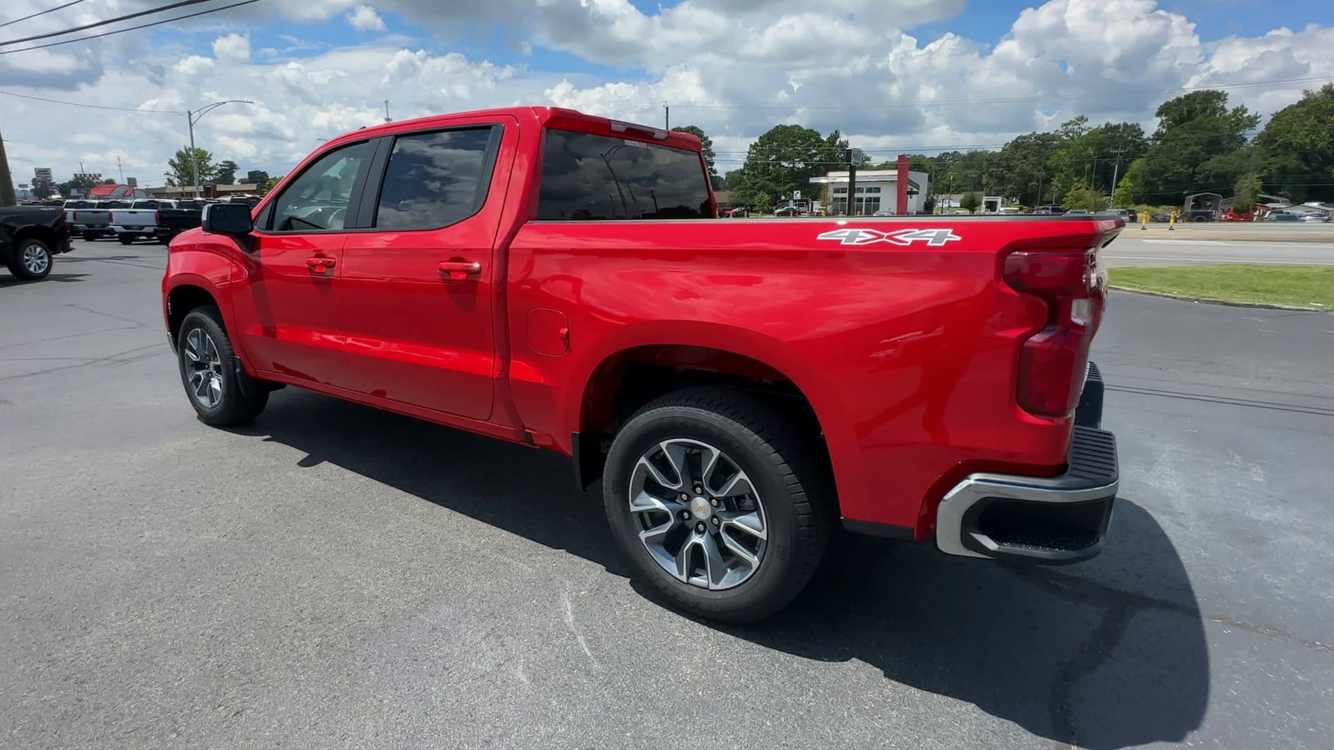 2026 Chevrolet Silverado 1500 LT - Photo 6