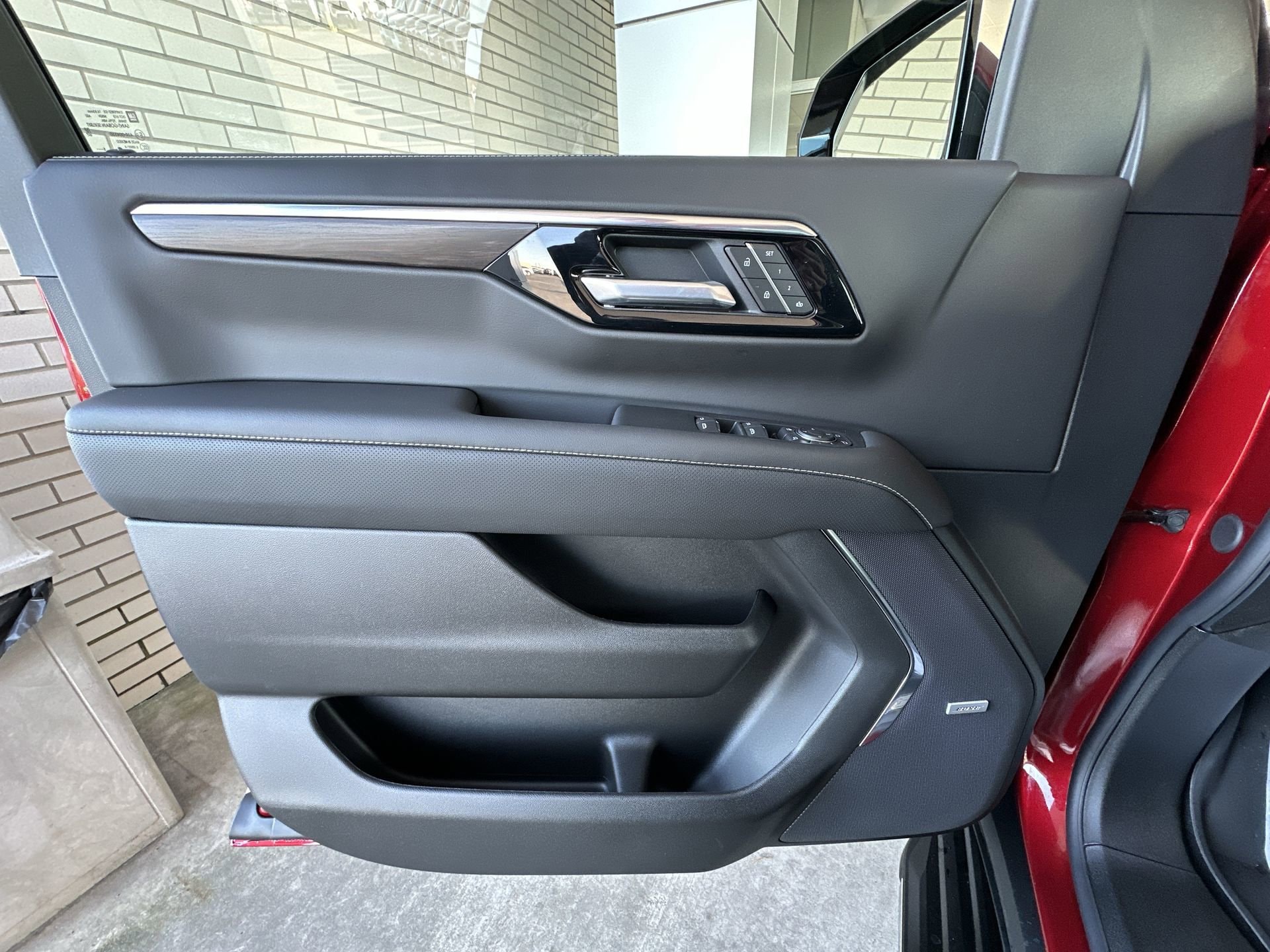 2026 Chevrolet Tahoe Premier - Photo 23