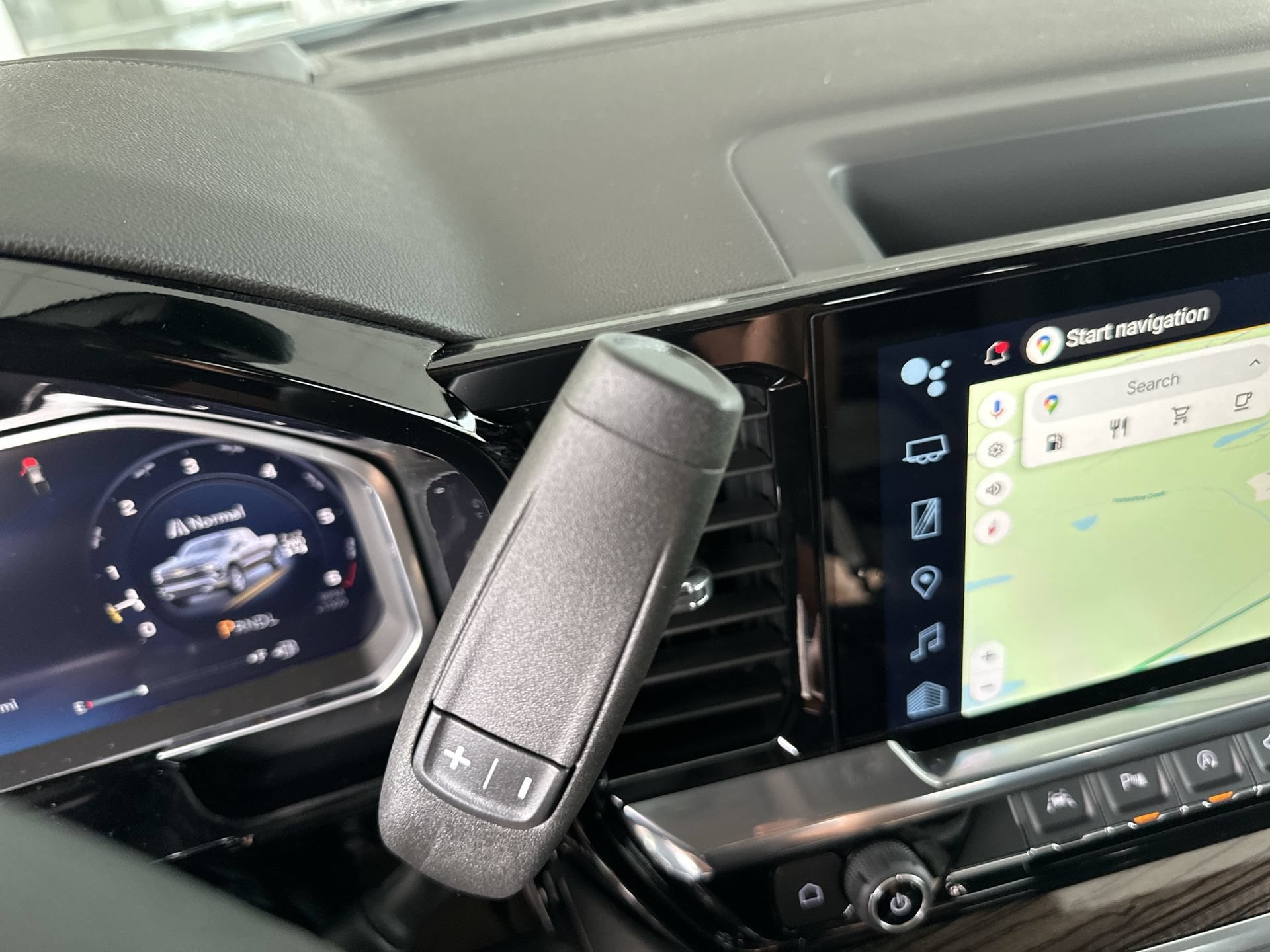2026 Chevrolet Silverado 1500 LT - Photo 15